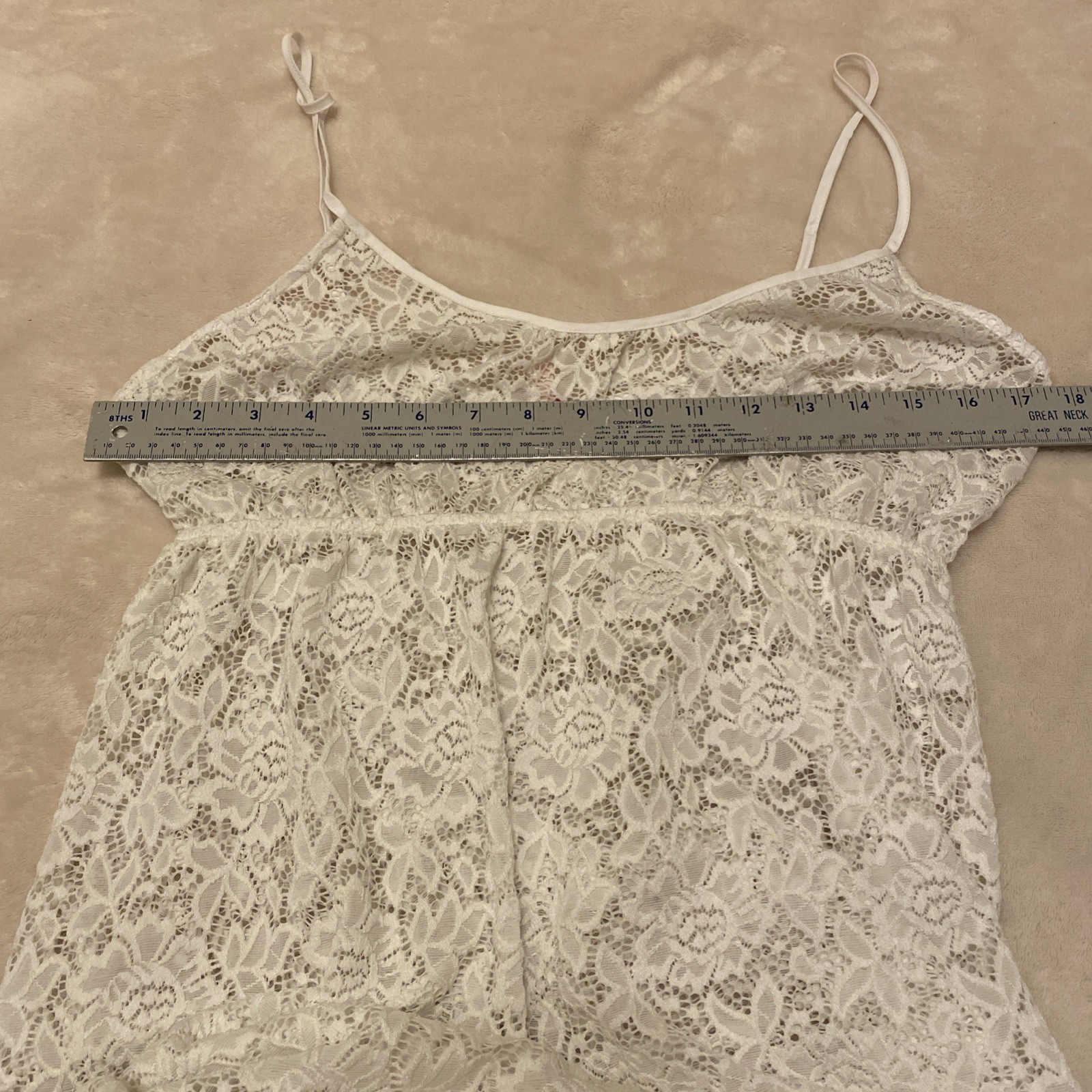 Victoria’s Secret Swimsuit Cover-Up. White Floral High Low. Size Medium