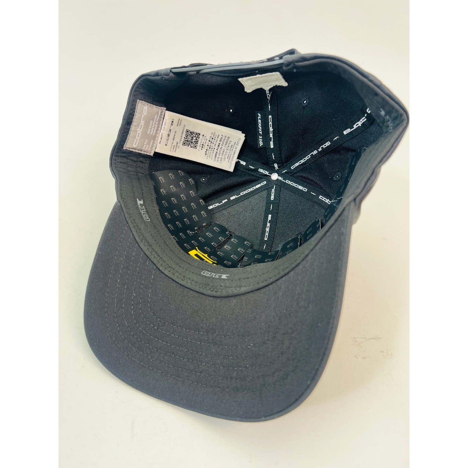 Cobra Tour Tech Golf Cap Black White Flexfit 110 Snapback Hat 909727 02 NEW