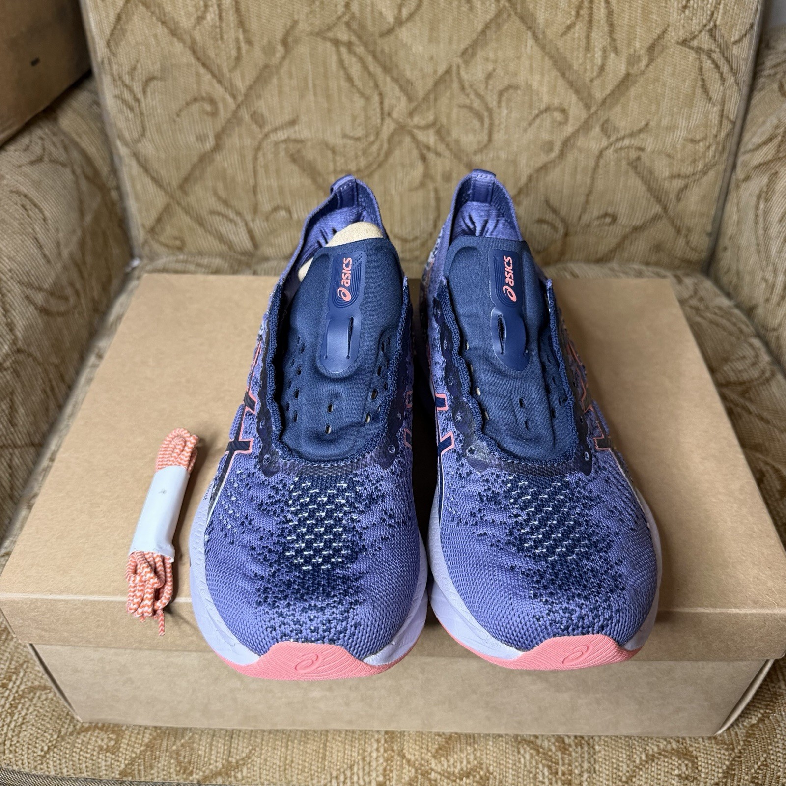 ASICS Gel-Kinsei Blast, Women’s Size 7.5, Eusty Purple Papaya 1012B068-501