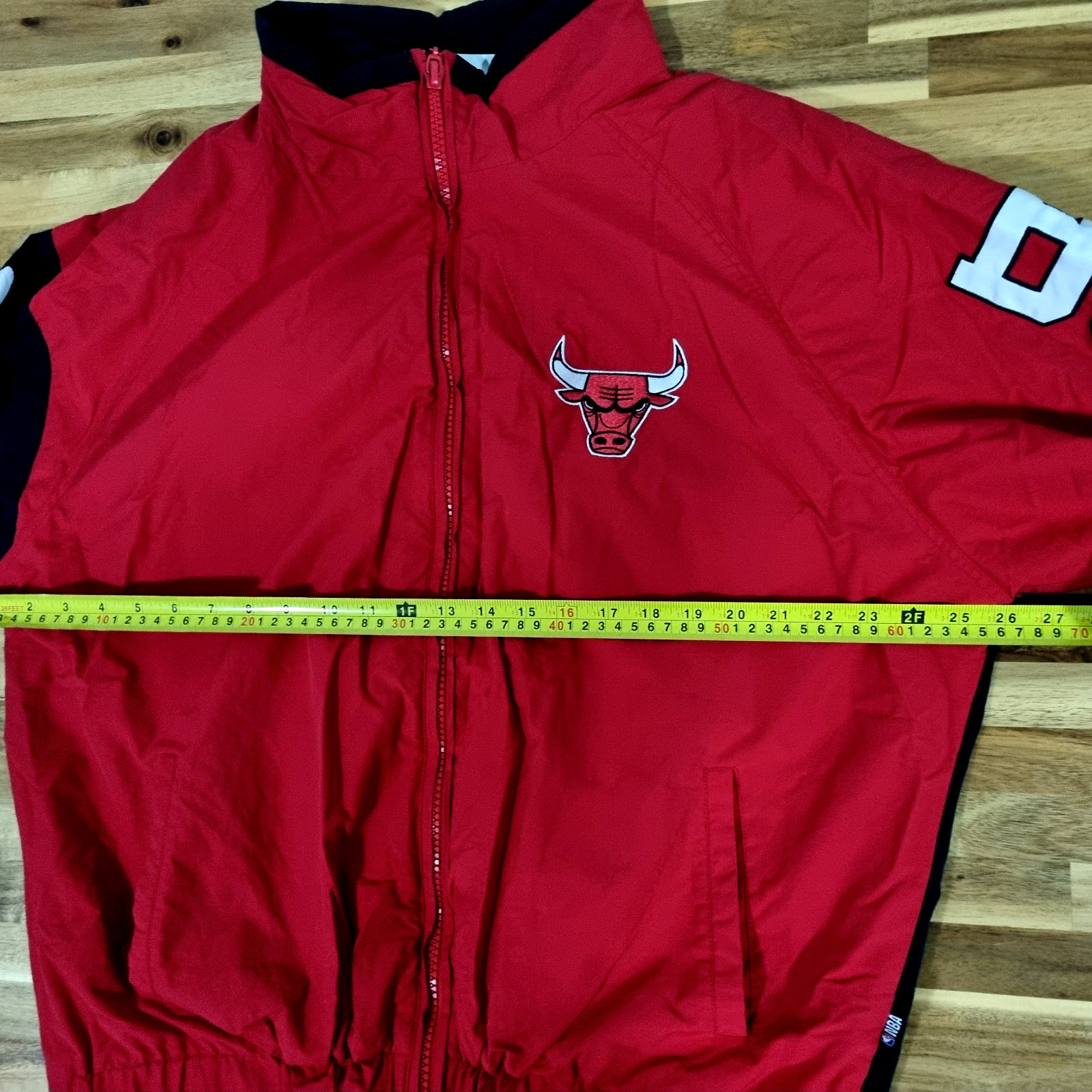 Chicago Bulls Bomber Jacket NBA Red Black Colour Block Long Sleeve Men Size M