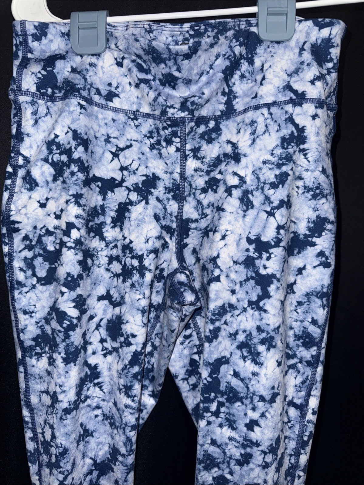 Blue, White Gap Fitness Size Medium Leggings -Stretch For Sports & Everyday Use