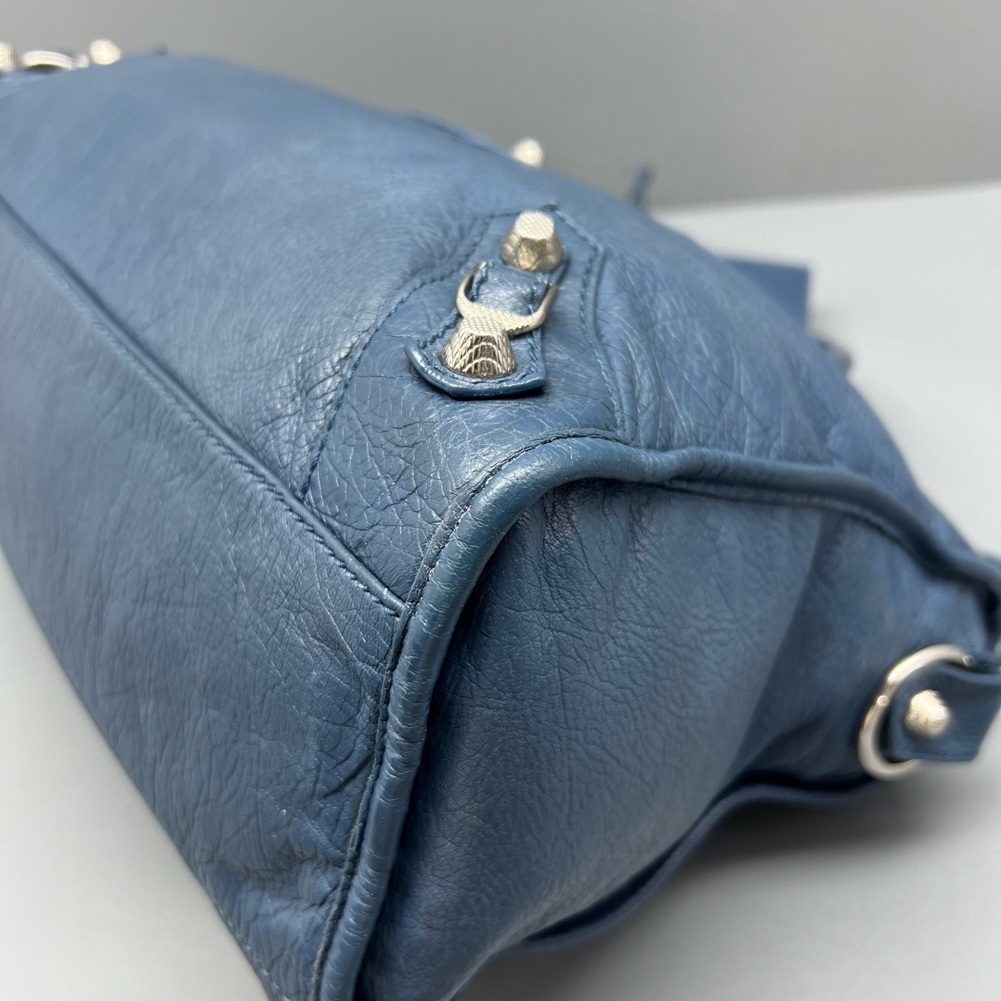 Balenciaga Pre-Owned Authentic Luxury Handbag Blue 38*24*14cm