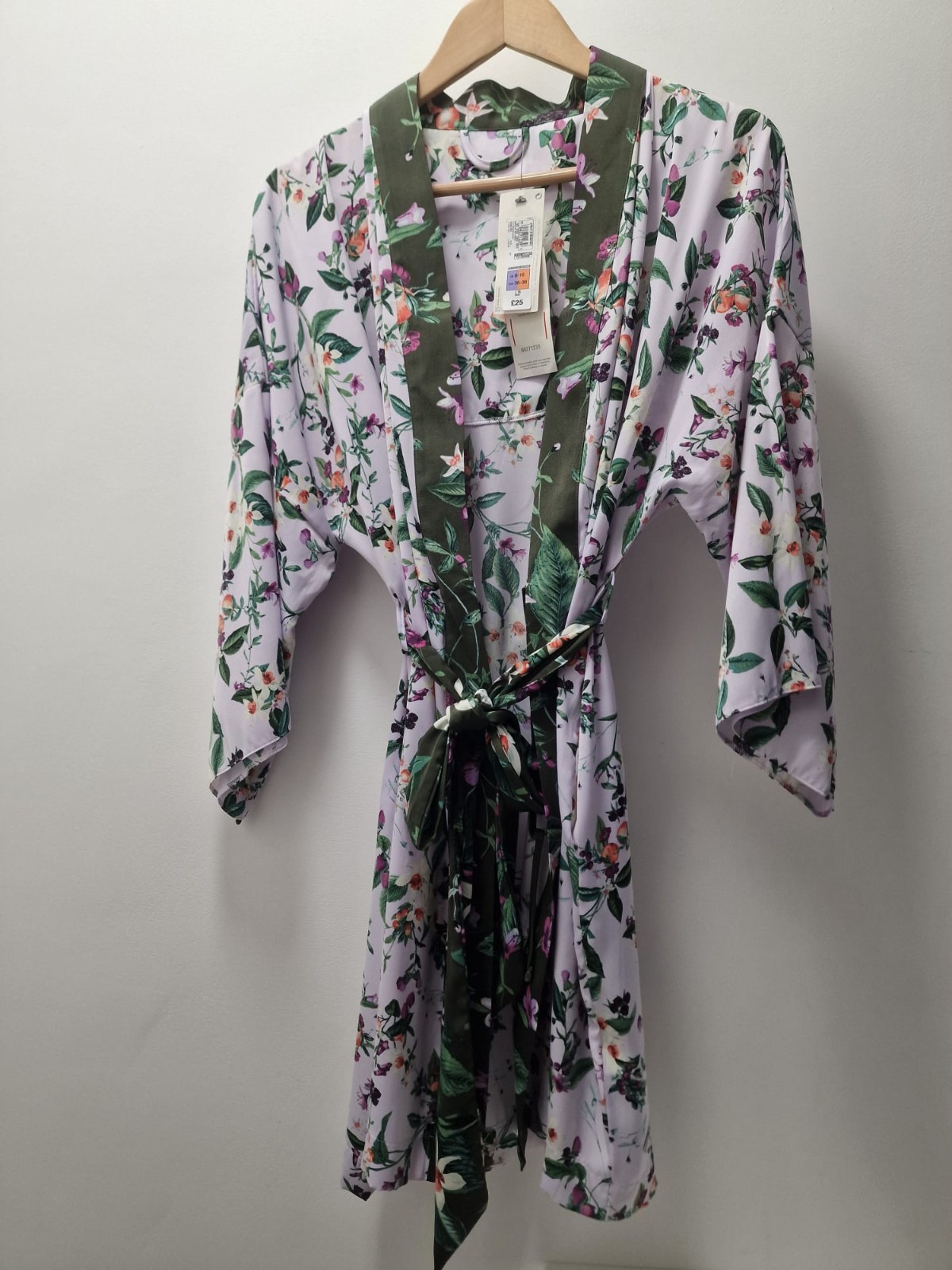 Marks & Spencer Robe Womens Size 8-10 Kimono Floral Light Purple Polyester C27