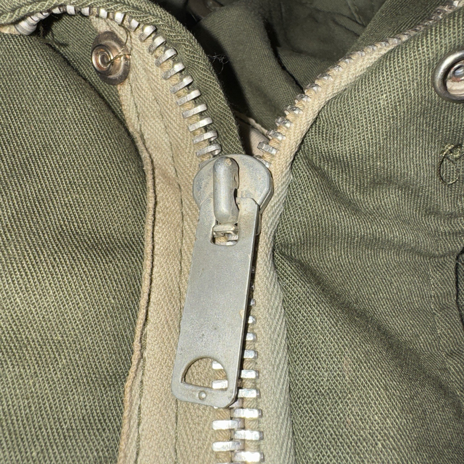 Vintage US Army M-1951 OG 107 Field Jacket Size L Regular With Hood 1960’s 60’s