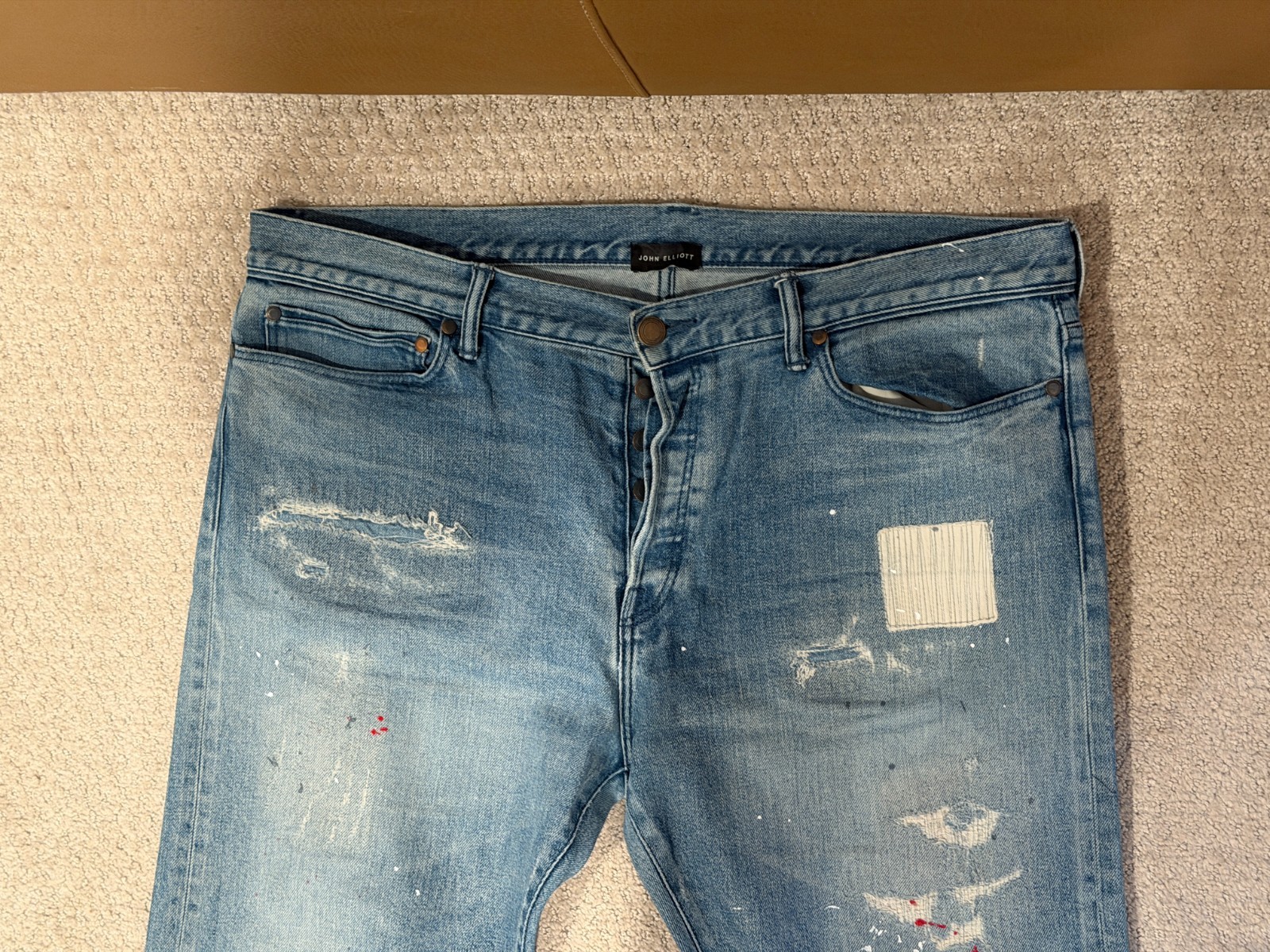 John Elliott Slim Fit Light Wash Distressed Paint Splatter Jeans Men’s 38″ x 35″