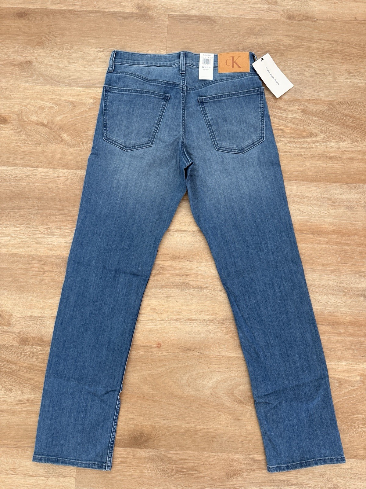 Calvin Klein Men’s Straight Jeans 30x 32 Light Wash High Stretch New