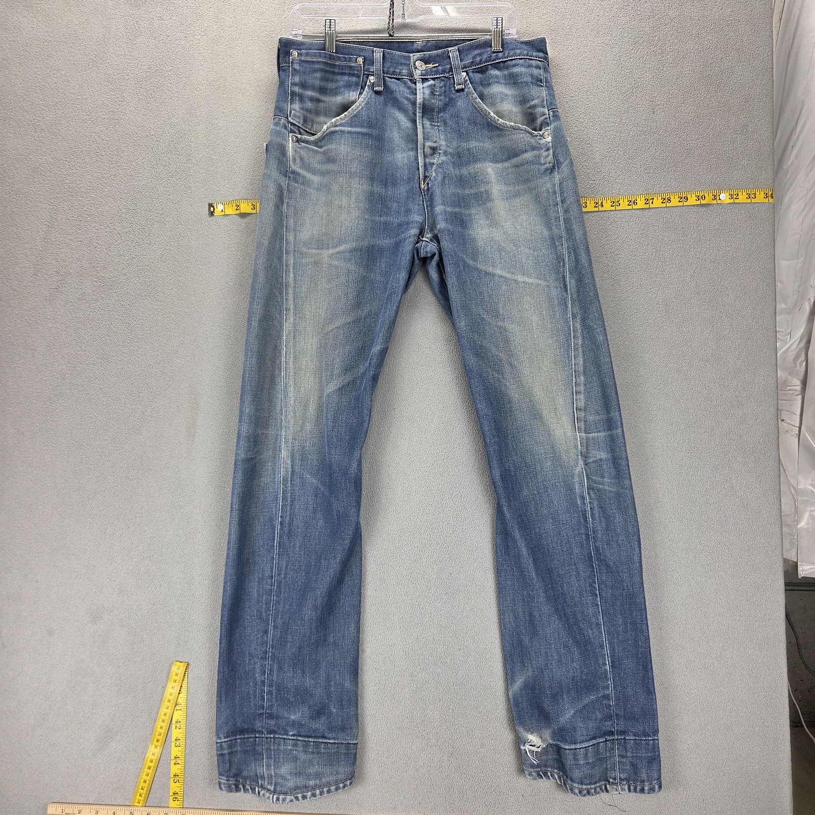 Vintage Levis Engineered Jeans Mens Blue Twisted Button Fly Fits 32×32