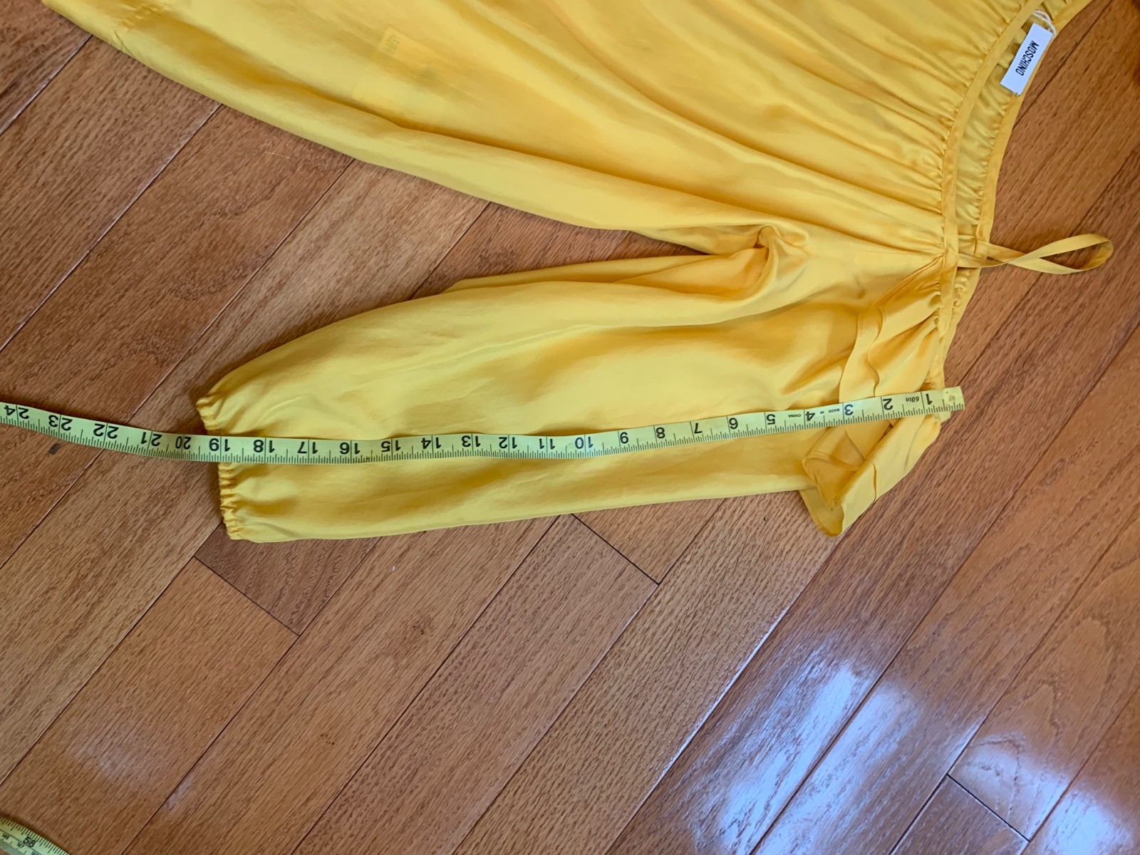 NWT Moschino 100% silk yellow top I 44 US 10, oversized