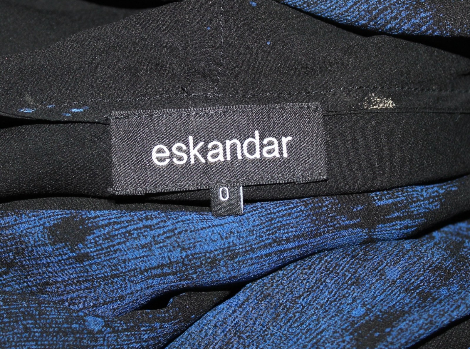 New Eskandar Sz 0 Silk Chiffon Flowing Black Blue Beige 27″Long Monk Cowl Top