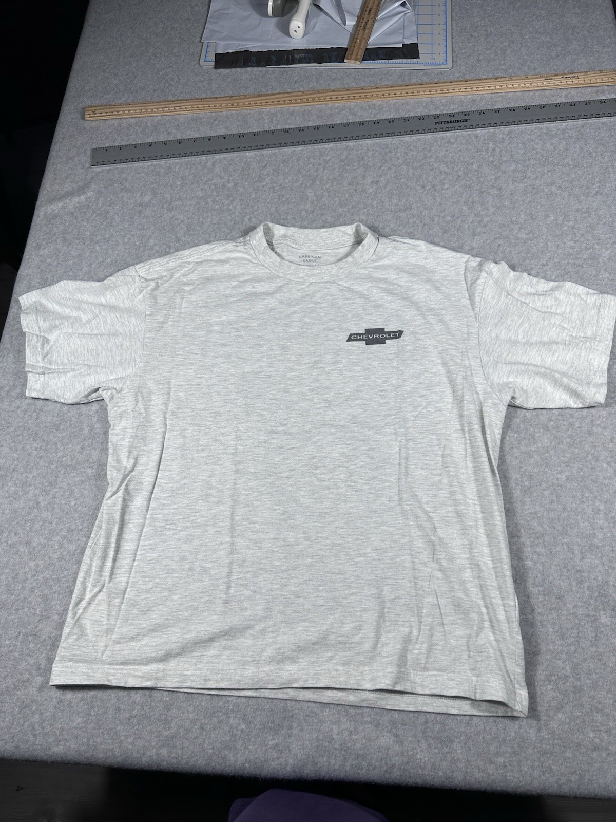 AE American Eagle Men’s boxy Camaro graphic t shirt
