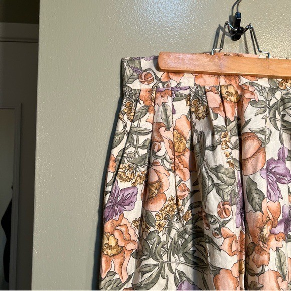 Vintage Norton McNaughton Women’s Midi Skirt Beige Purple Pink Floral Pleated