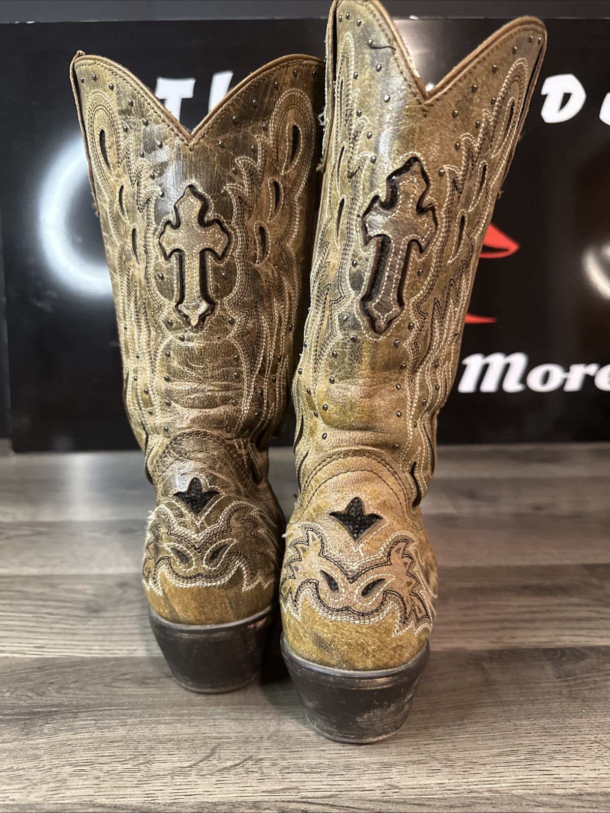 Woman’s Loredo Crosswing Snip Toe Cow Girl Boots Size 9M