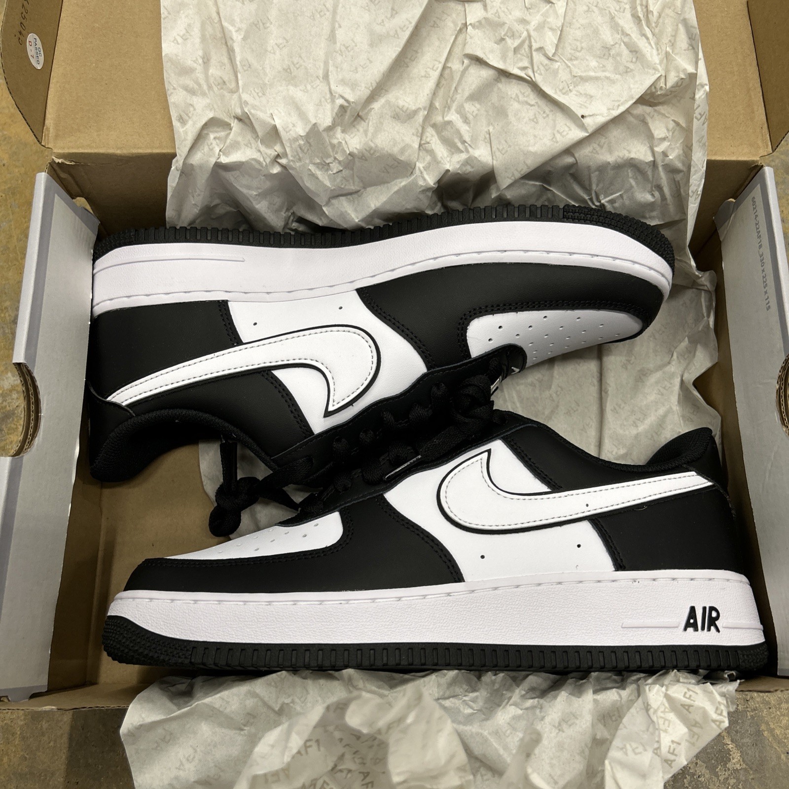 Nike Air Force 1 ’07 Black/White Panda DV0788-001 Men’s Size 11.5 NIB