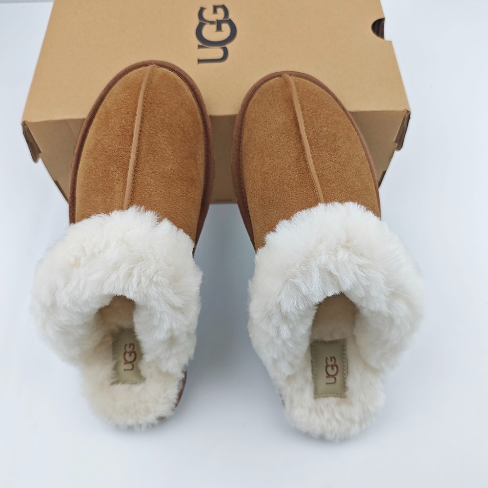 UGG Women’s Scuffette II Chestnut Brown Sheepskin Collar Slippers Size US 6-11