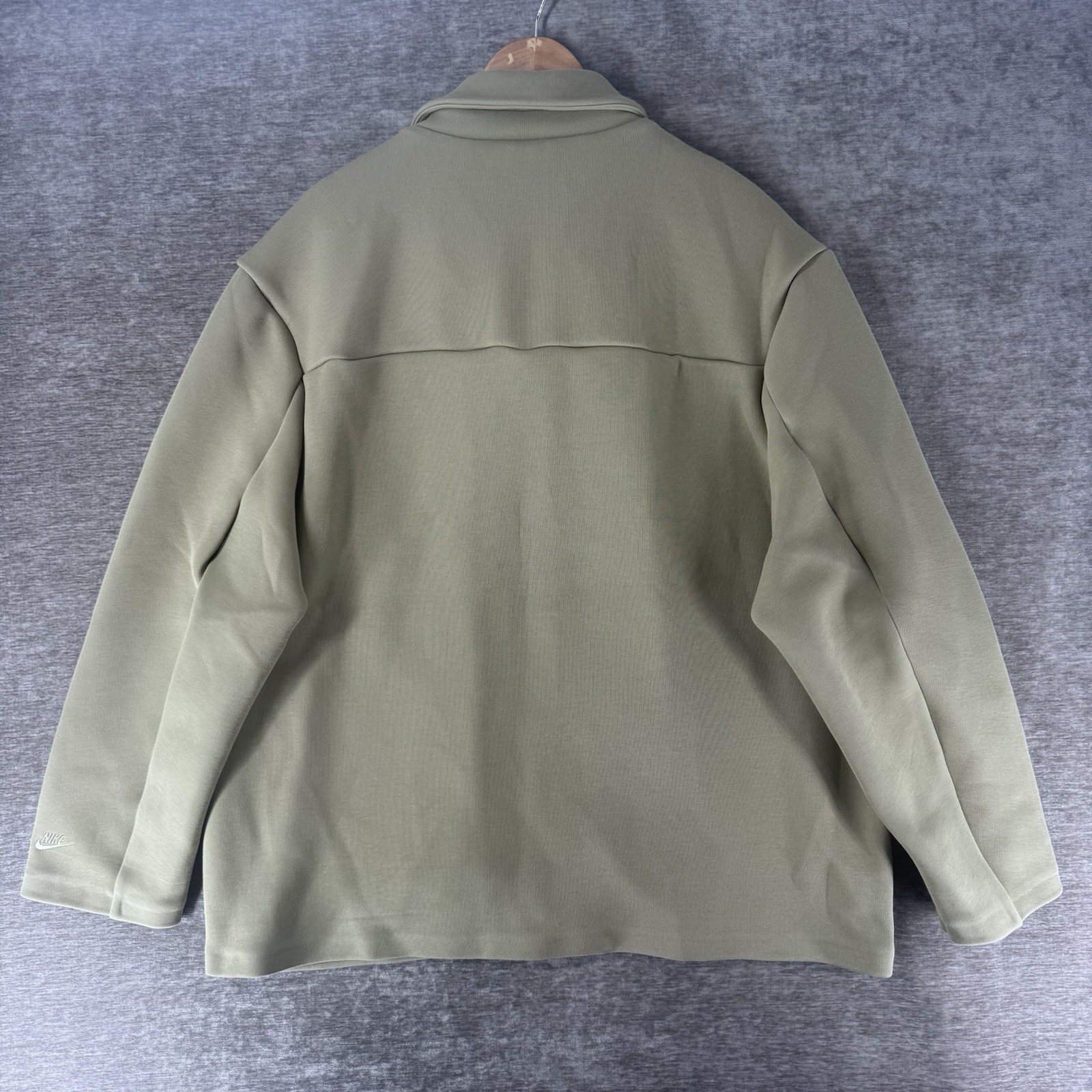 Nike Tech Fleece Oversized Shacket Jacket Men’s Large Olive Green FZ7566-276 NWT