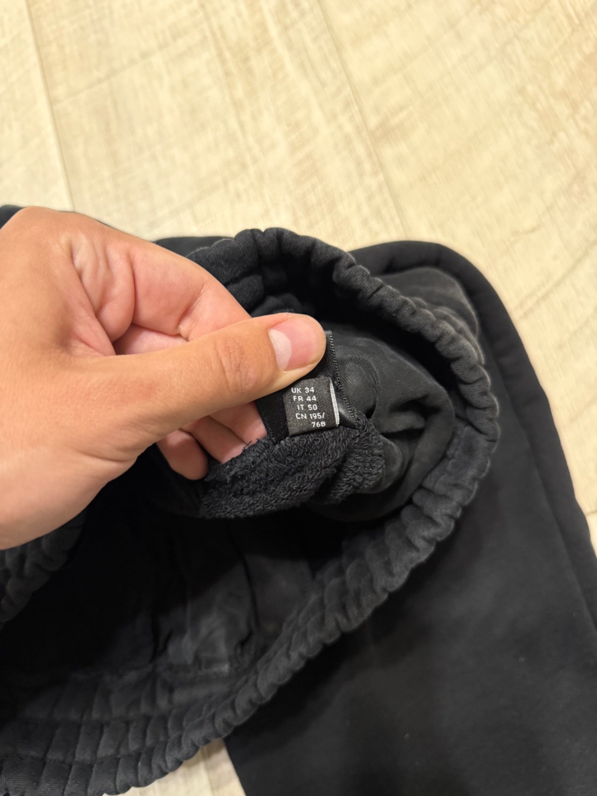 Size 34/L – AMIRI Crystal Stick Poke Sweatpants Black