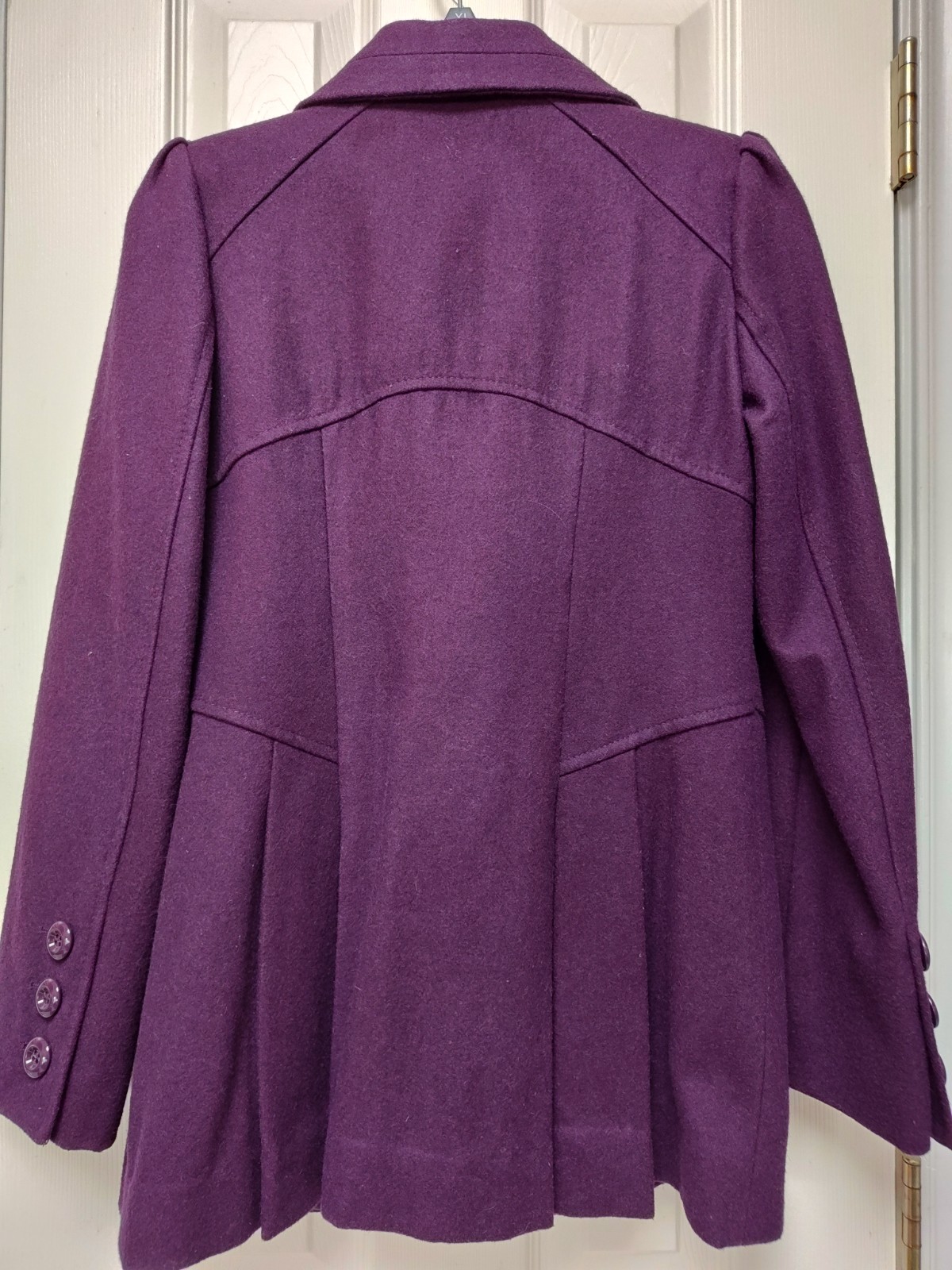 Guess Wool / Polyester/ Rayon Mixed Jacket Size Small/Medium Purple Color