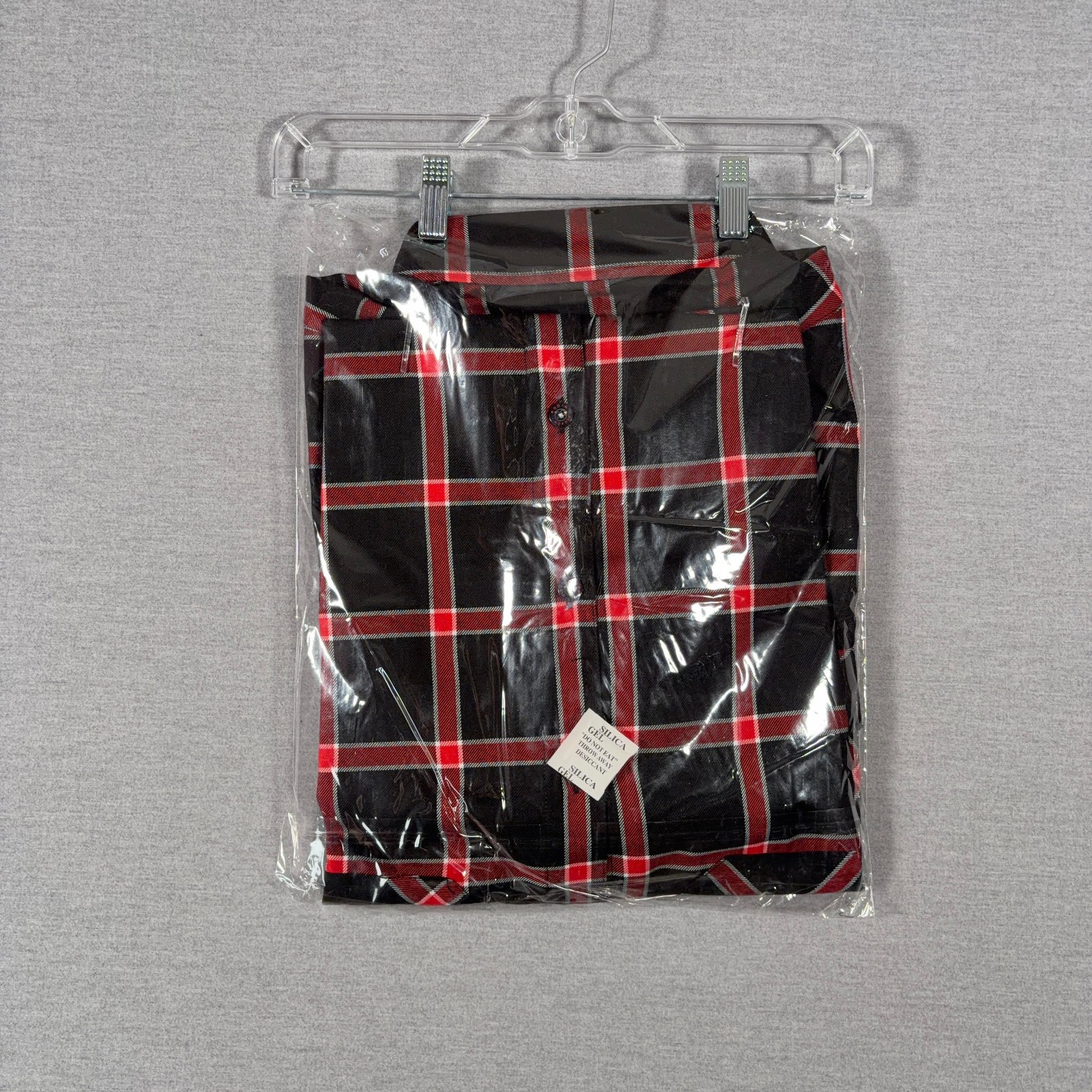 Dixxon Flannel Shirt Mens 2XL XXL Black Red Plaid Button Up The Widow NEW