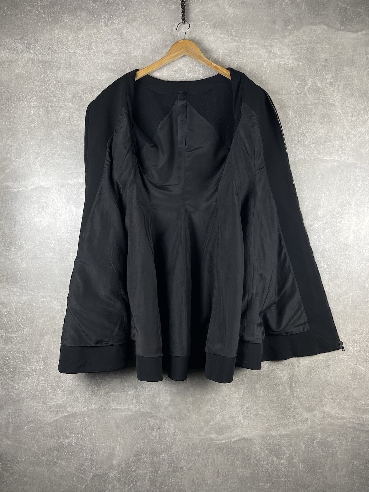 Gareth Pugh FW14 Archives Avant Grde Sculptural Zip Front Black Dress IT 44 ( L)