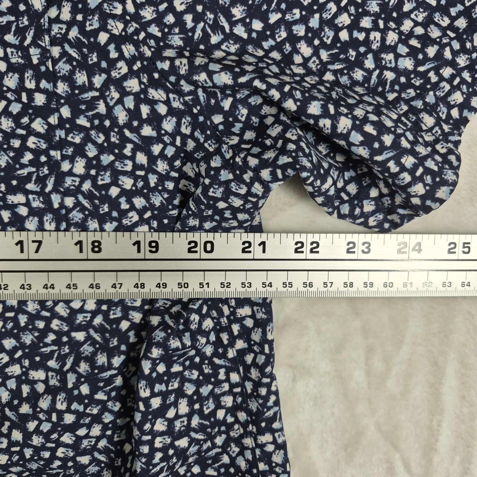 7 Diamonds 4 Way Stretch Shirt Men’s Large Blue Geometric Performance Stretch