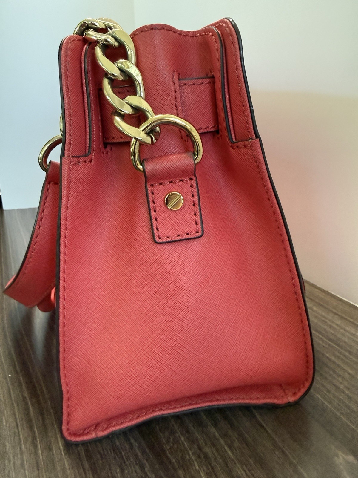 MICHAEL KORS HAMILTON Satchel, in Watermelon color