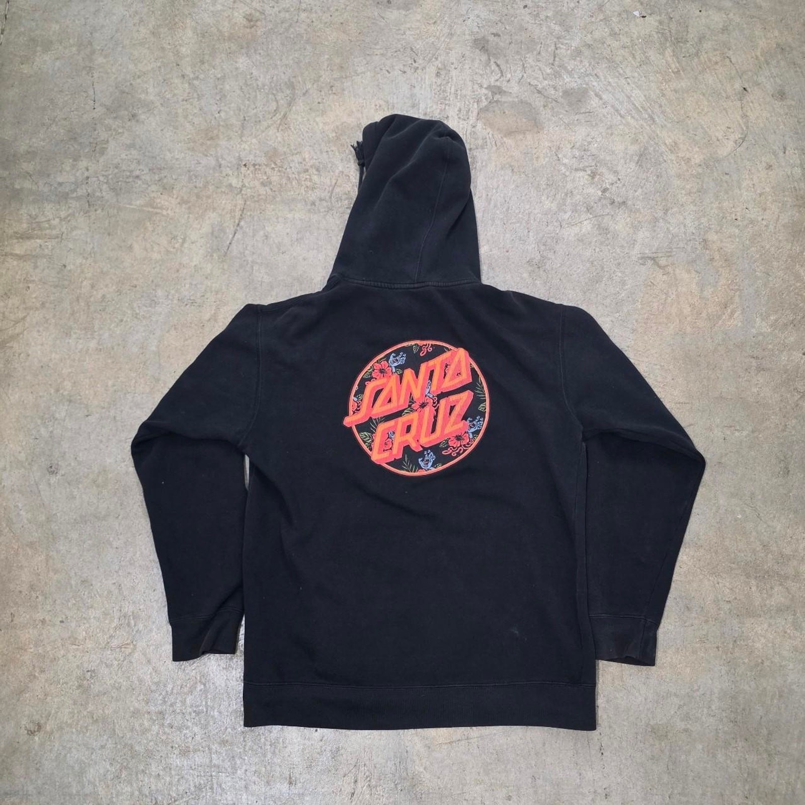 Y2K Santa Cruz Skateboarding Black Sweatshirt (M)
