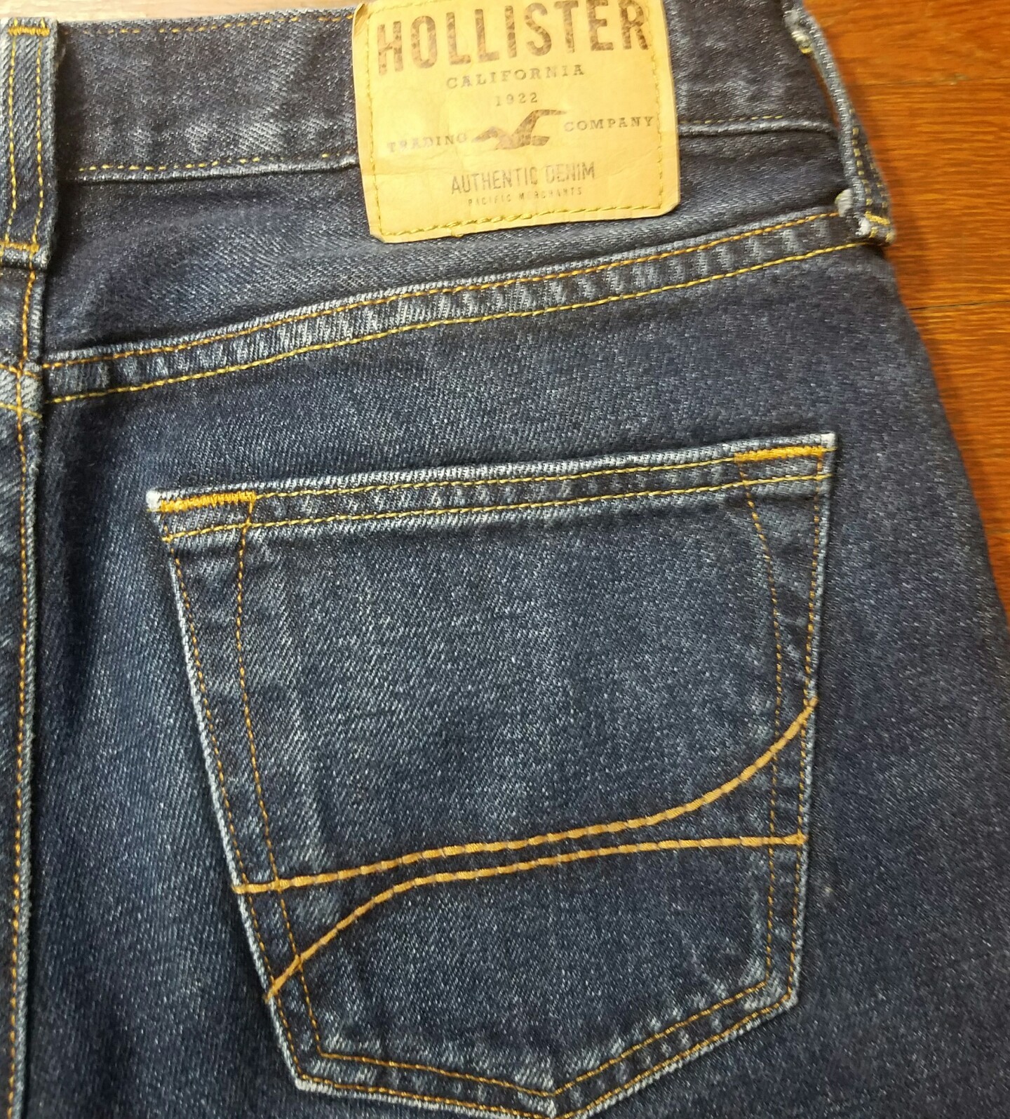 Hollister Womens The Classic Dark Wash Jeans W29 x L32