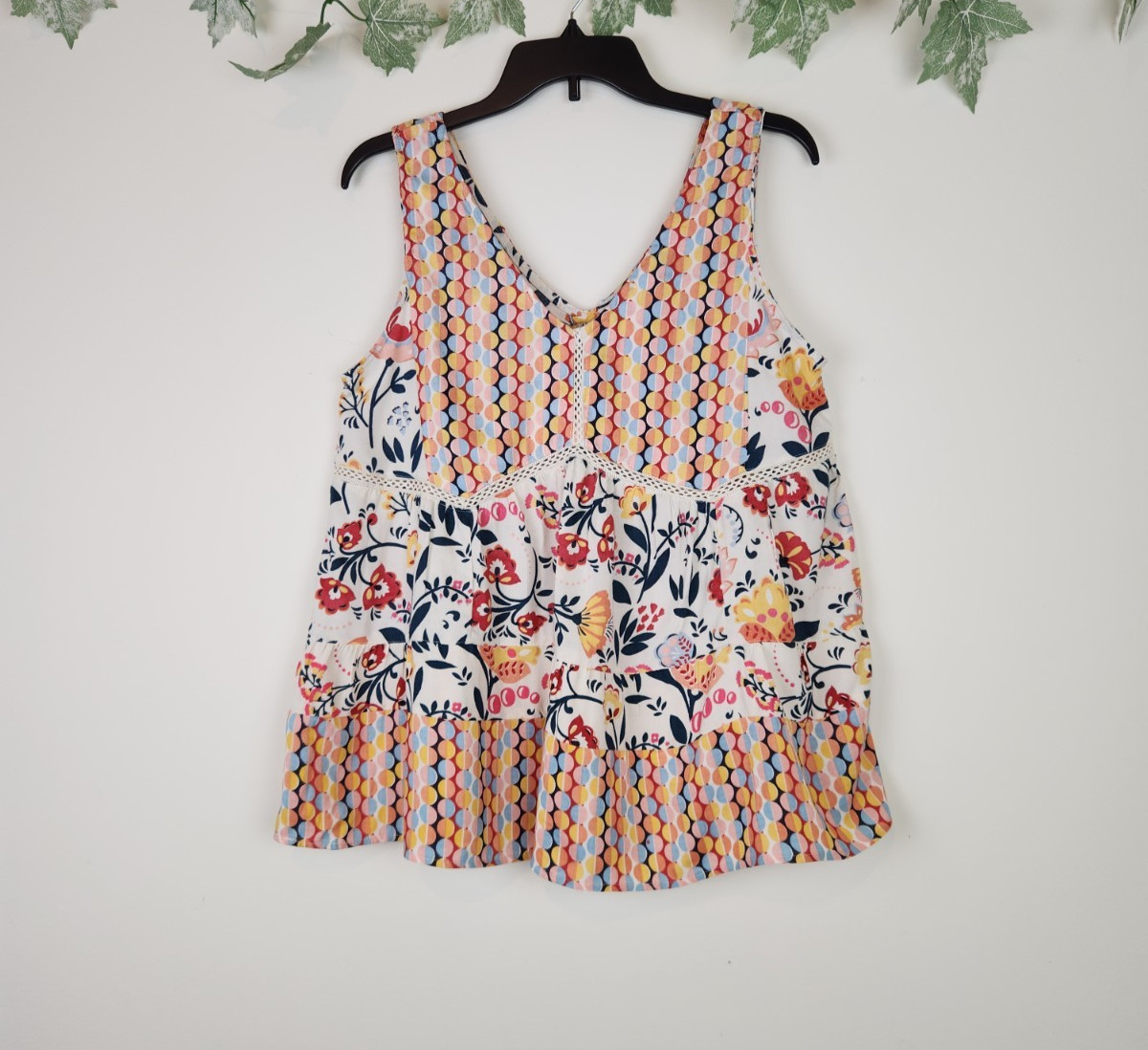 Angie Women’s Size S Boho Multicolor Floral Sleeveless Top