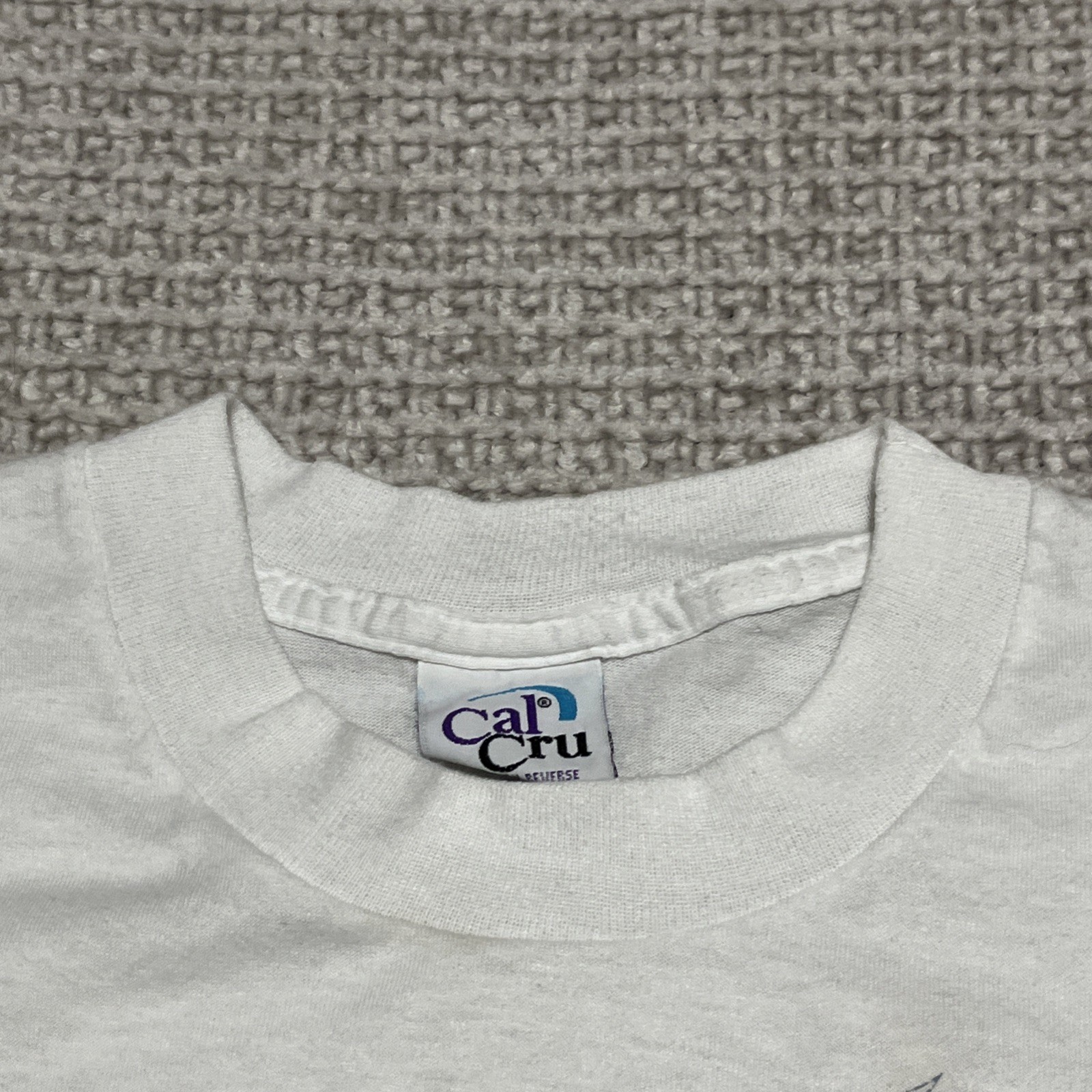 VTG Cal Cru Single Stitch White T Shirt Eagle Grunge Design 80s 90s