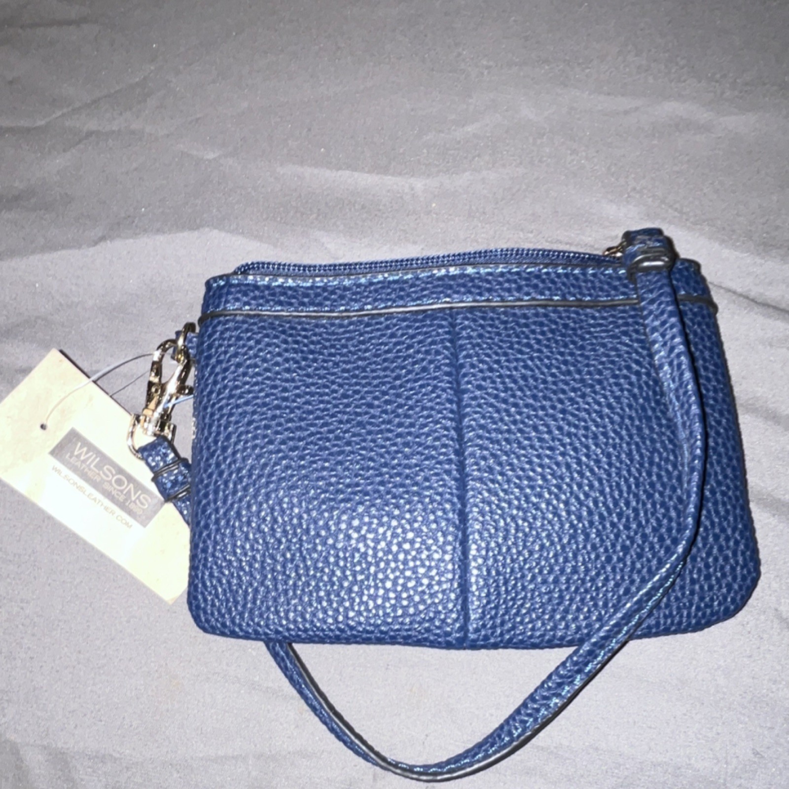 Black Rivet Blue Pebbled Clutch Zip Closure Zipper Accent Wristlet Strap