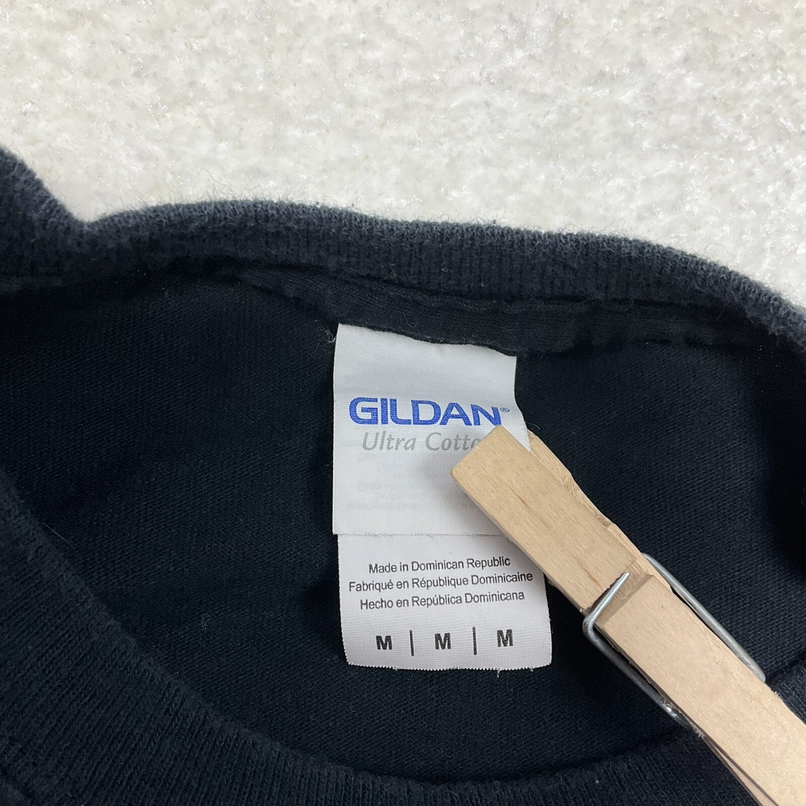 Gildan Mens Size M America’s Game Navy Vs Army 2019 Long Sleeve Black T-Shirt