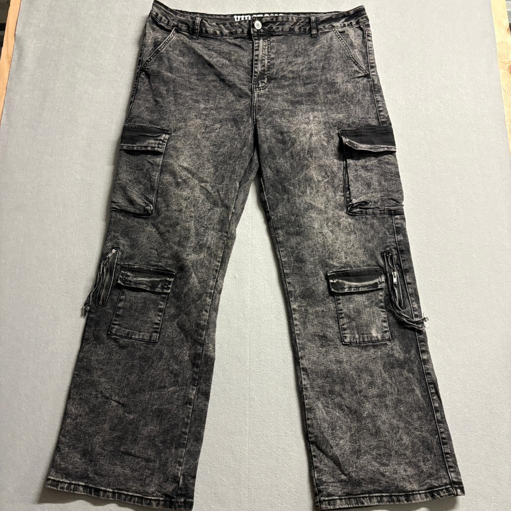 VIP Jeans Womens Plus Size 21/22 Black Acid Wash Cargo Jeans Wide Leg Stretch