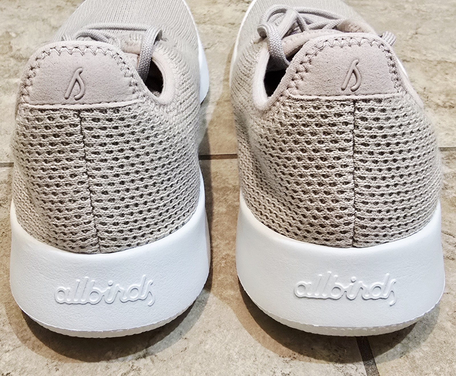 Allbirds TR Tree Runners Mens 11 Beige Tan Casual Lightweight Athletic Sneakers