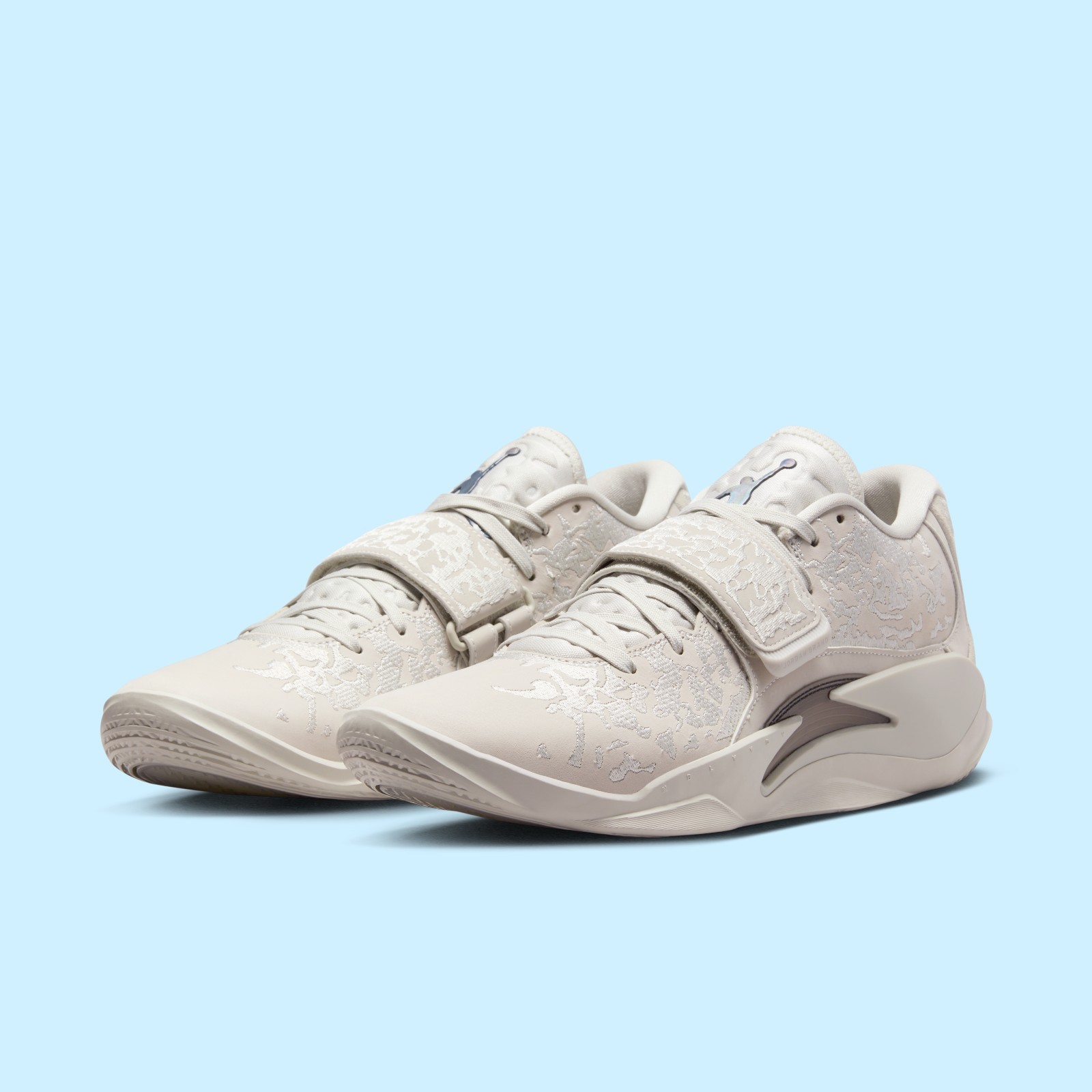 Nike Jordan Zion 3 M.U.D. Light Bone FN1714-040 Men’s Size 8 Shoes #39D