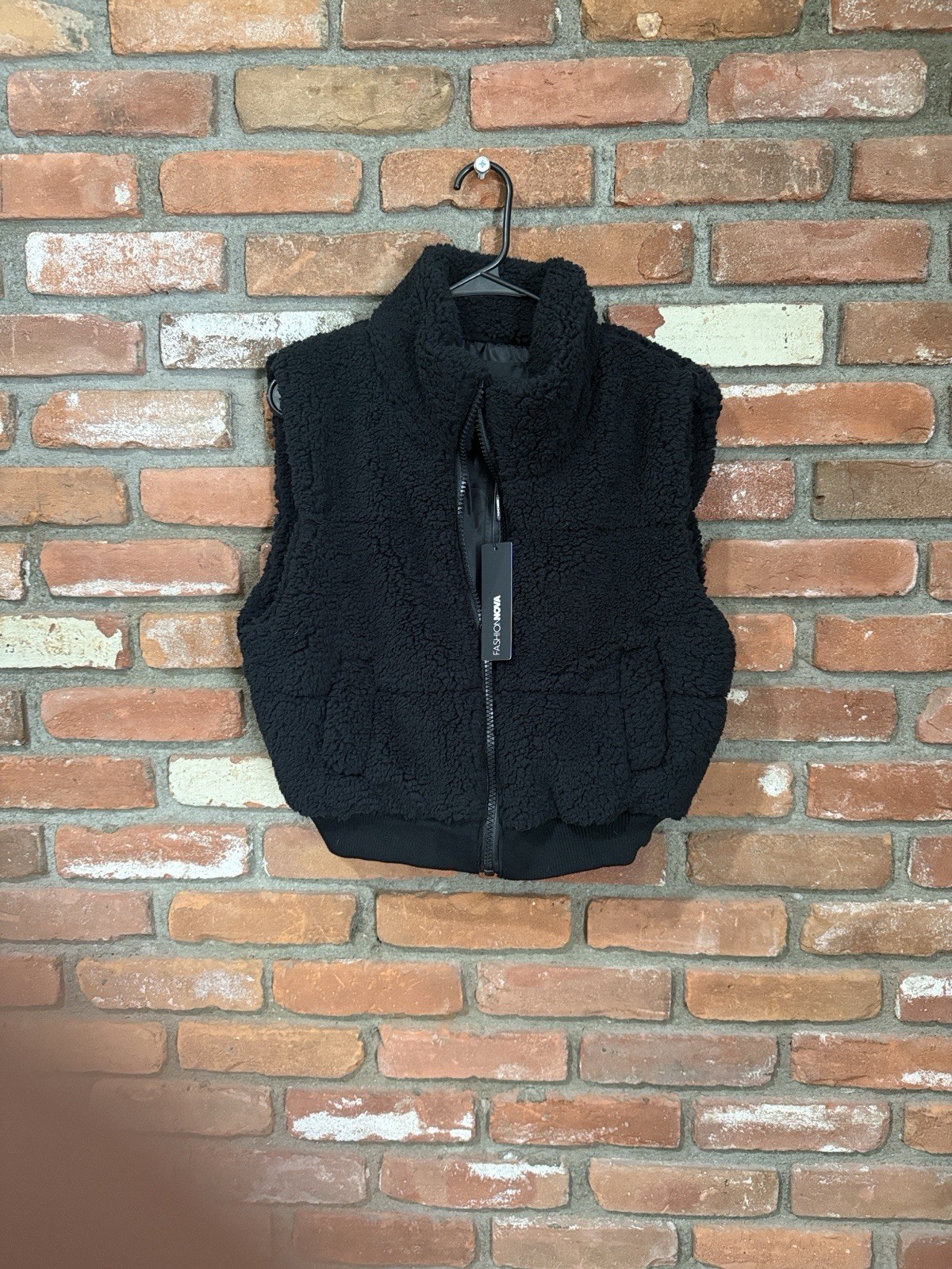 Fashion Nova Sharpa fleece Vest