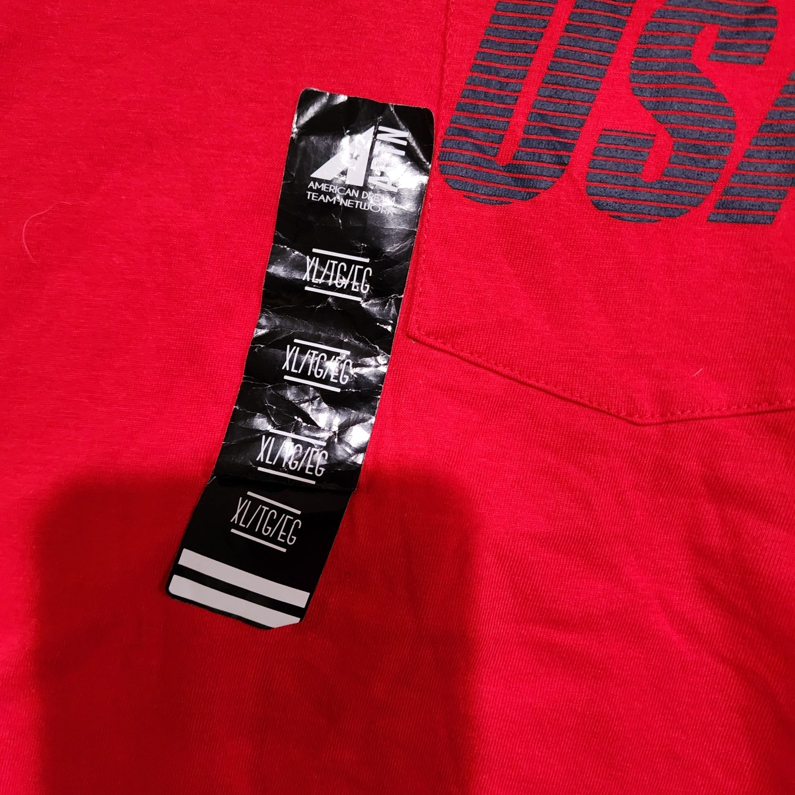 ADTN American Dream Team Network Men’s Red USA Pocket T-Shirt Size XL NWT