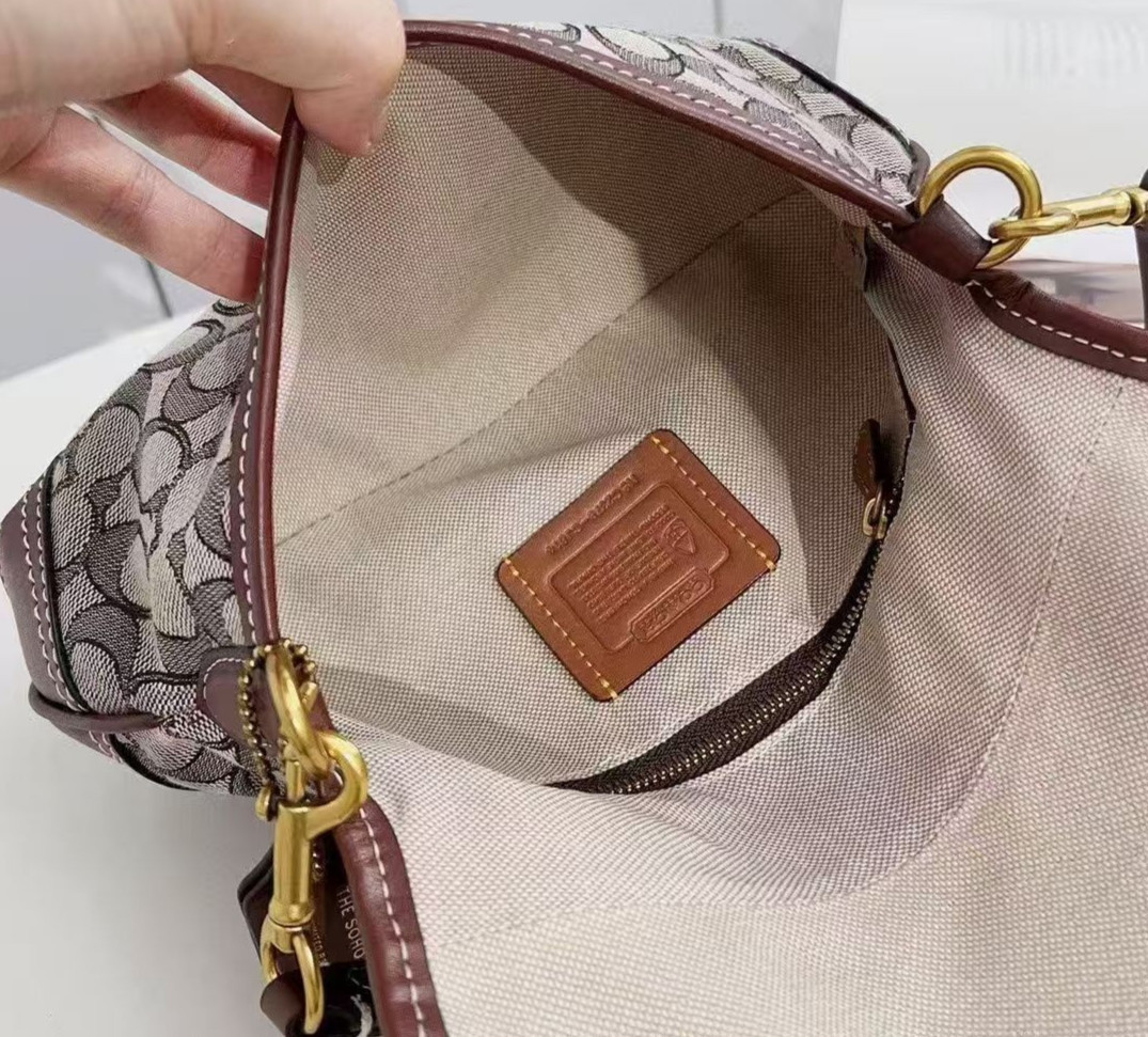 Coach CJ814 Soho Bag Signature Jacquard Maple Brown Shoulder Handbag Outlet New!
