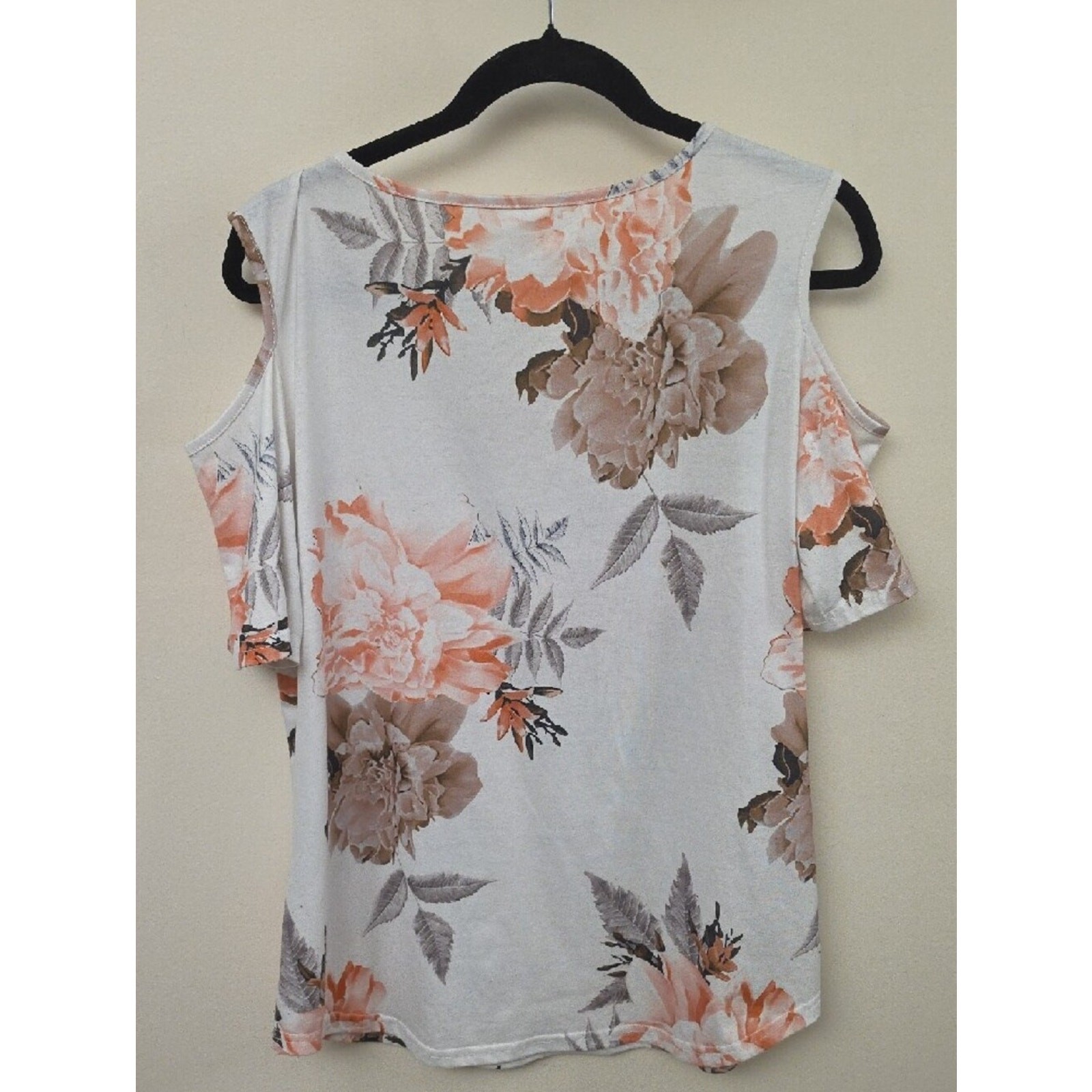 Source Unknown Peach & Gray Floral Cold-Shoulder V-Neck Top Size L
