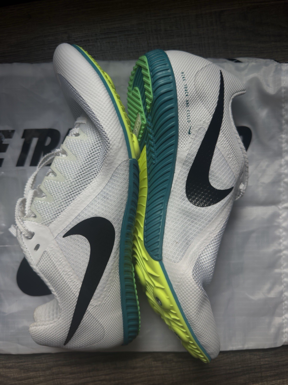 Size 9.5 – Nike Zoom Rival White Bright Spruce Black