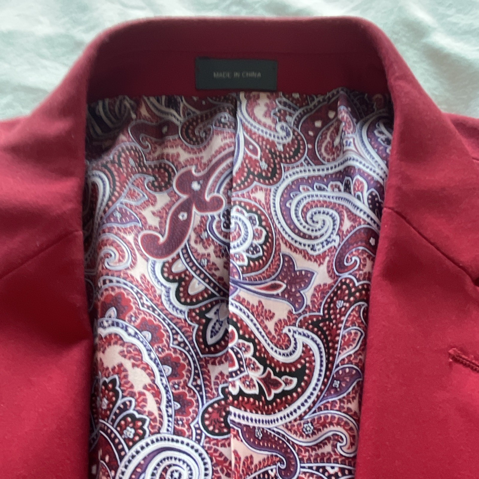 Madison Modern Fit Men’s Red Solid Blazer Jacket Paisley Lined Pockets 40R