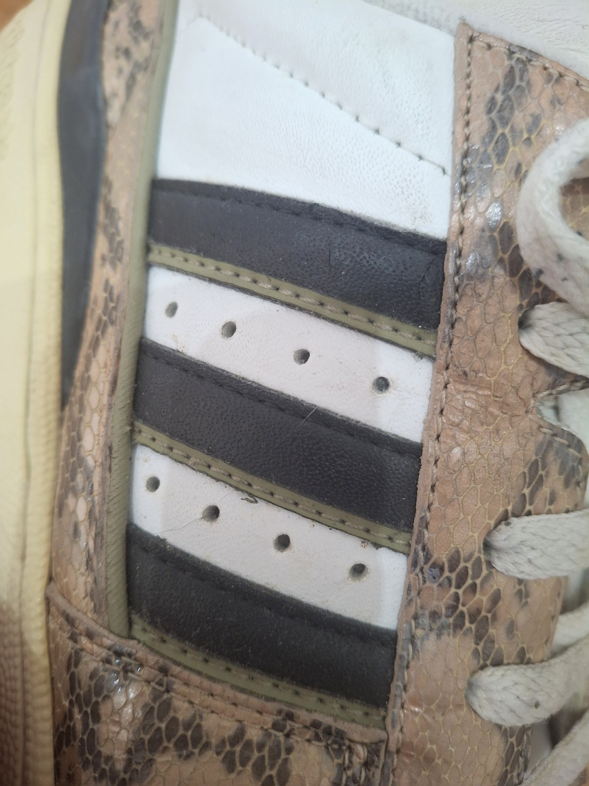 Rare Vintage Adidas Original Model Fleetwood Snakeskin Years 2004 – Size 43 1/3