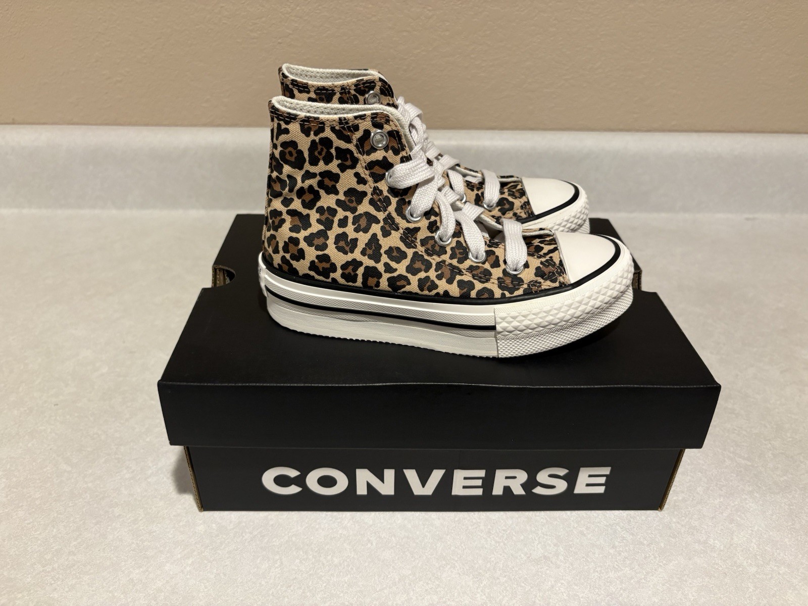 Converse Chuck Taylor All Star Unisex Kids Leopard Print High Top Sneakers 12