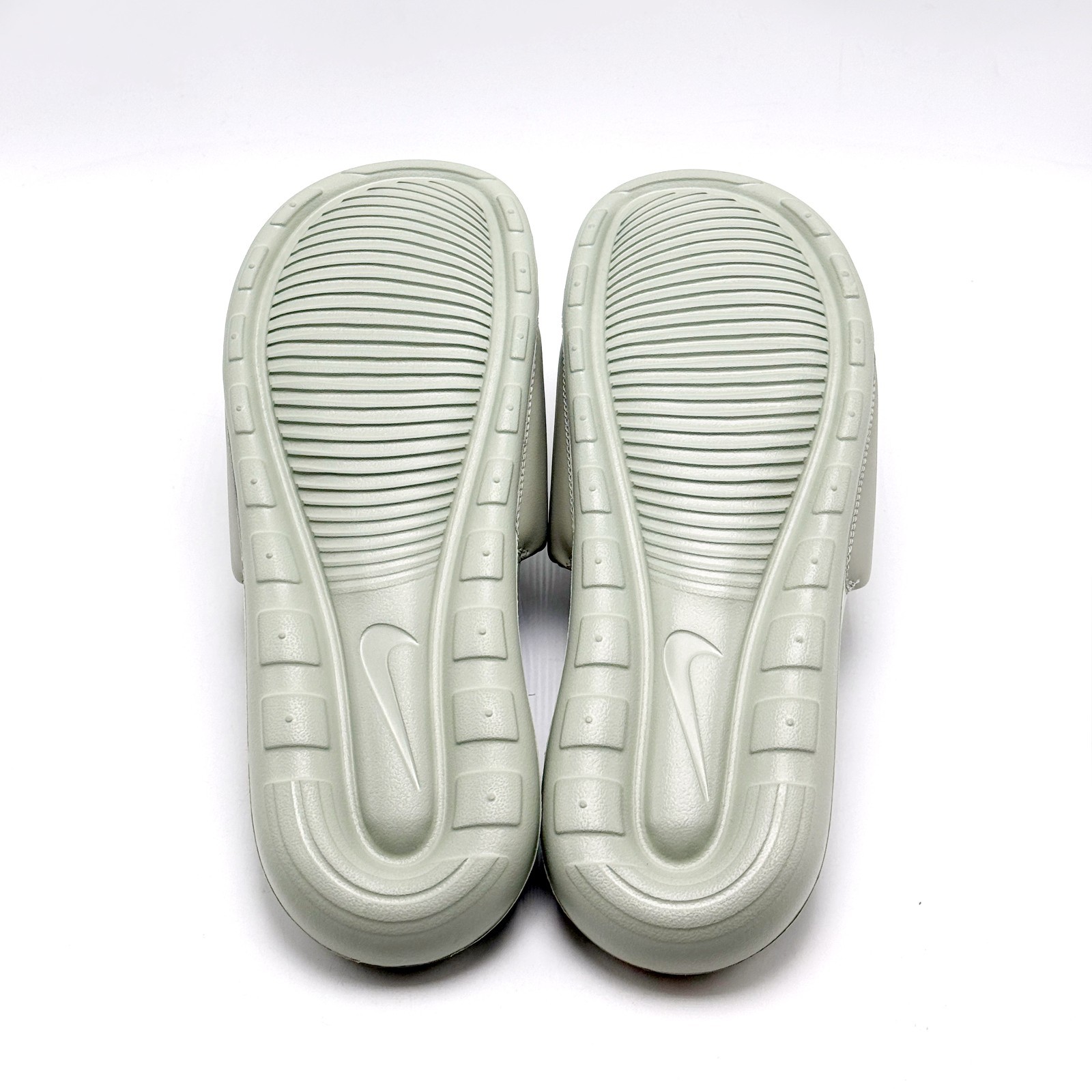 *NEW* Men NIKE VICTORI ONE SLIDES SPRUCE FOG GREEN (CN9675 305) 👍
