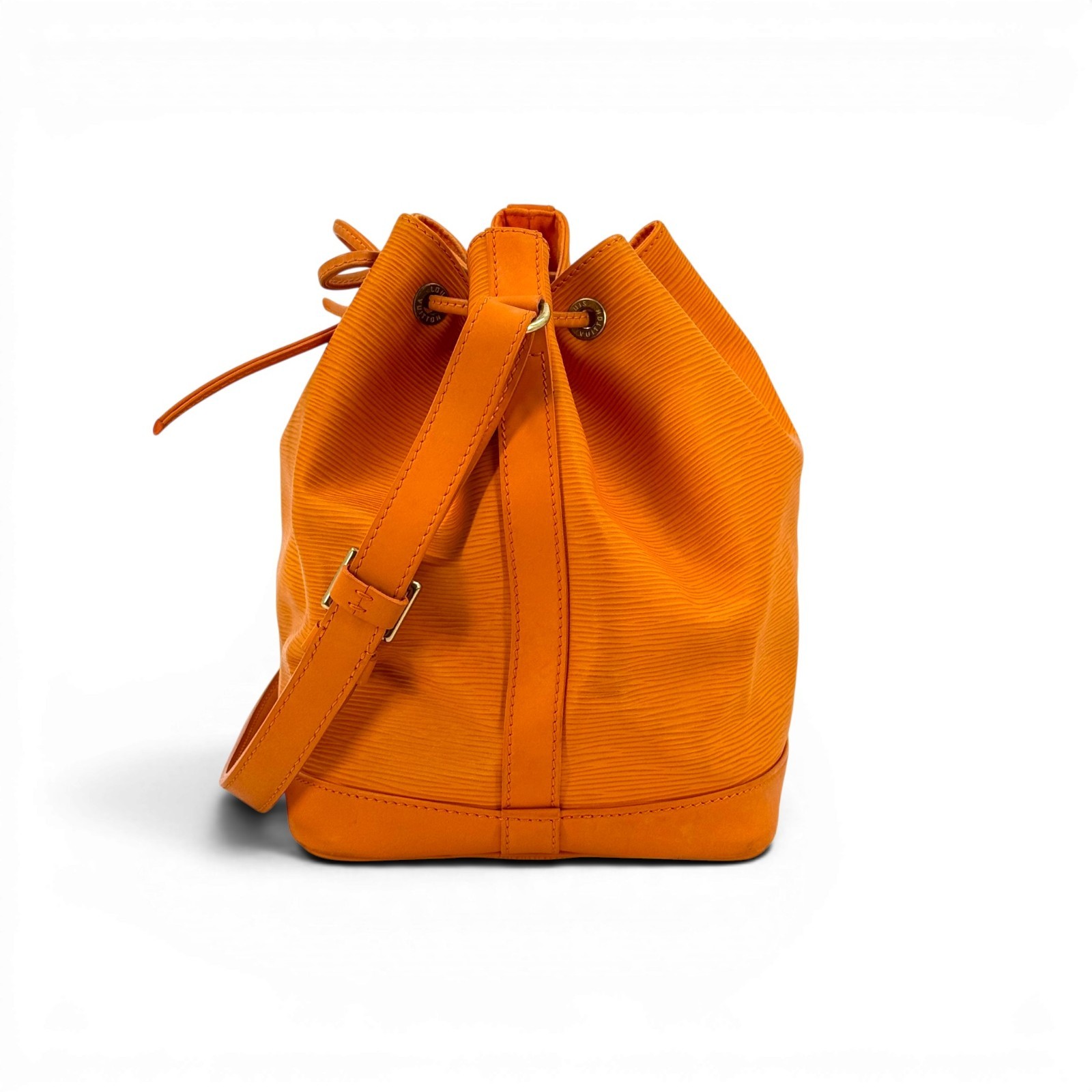 LOUIS VUITTON Petit Noe Mandarin Epi Orange Leather Drawstring Shoulder Bag