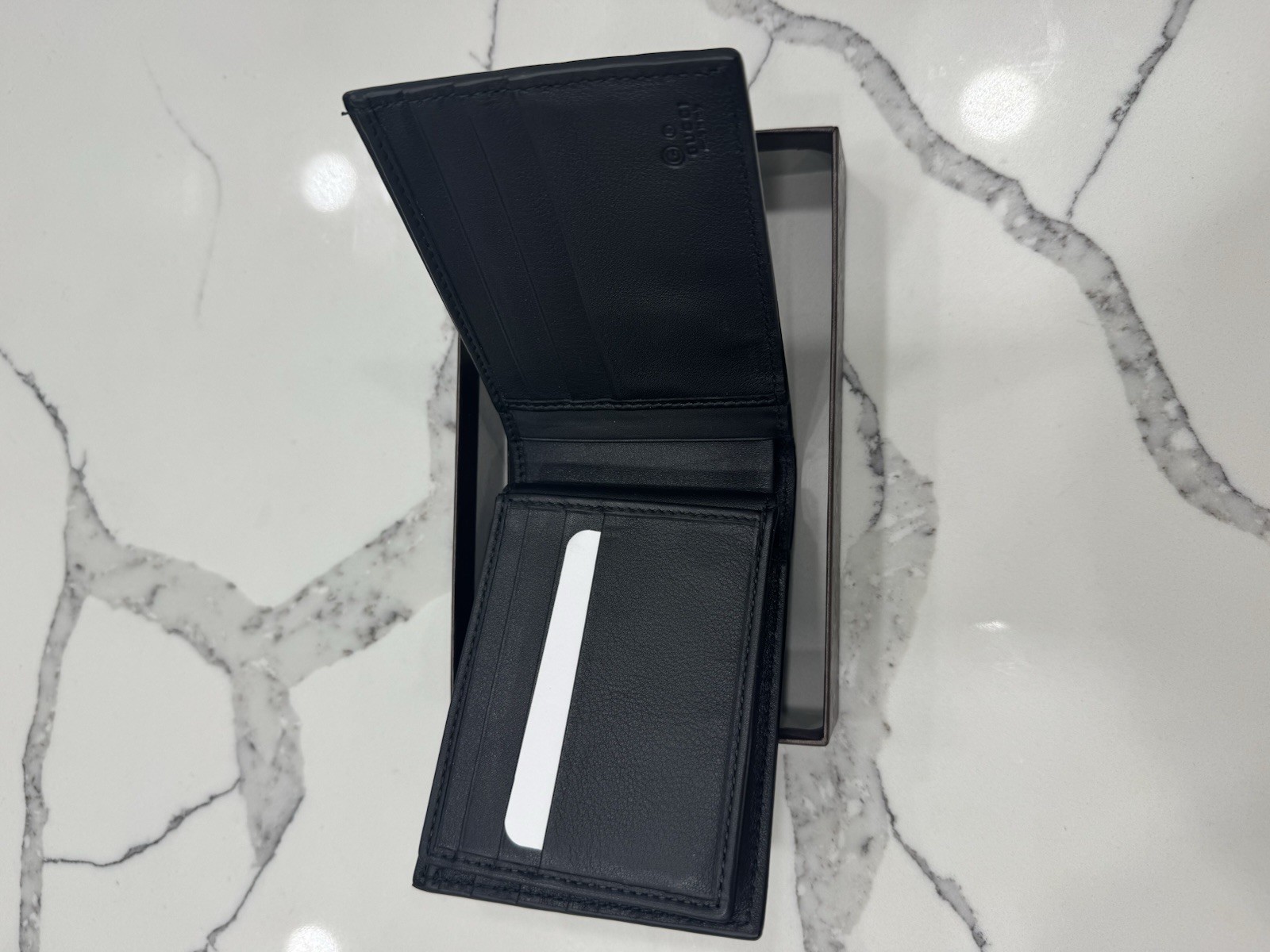Gucci Men’s Black Micro GG Logo Pattern Bifold Folding Wallet, Logo Accents