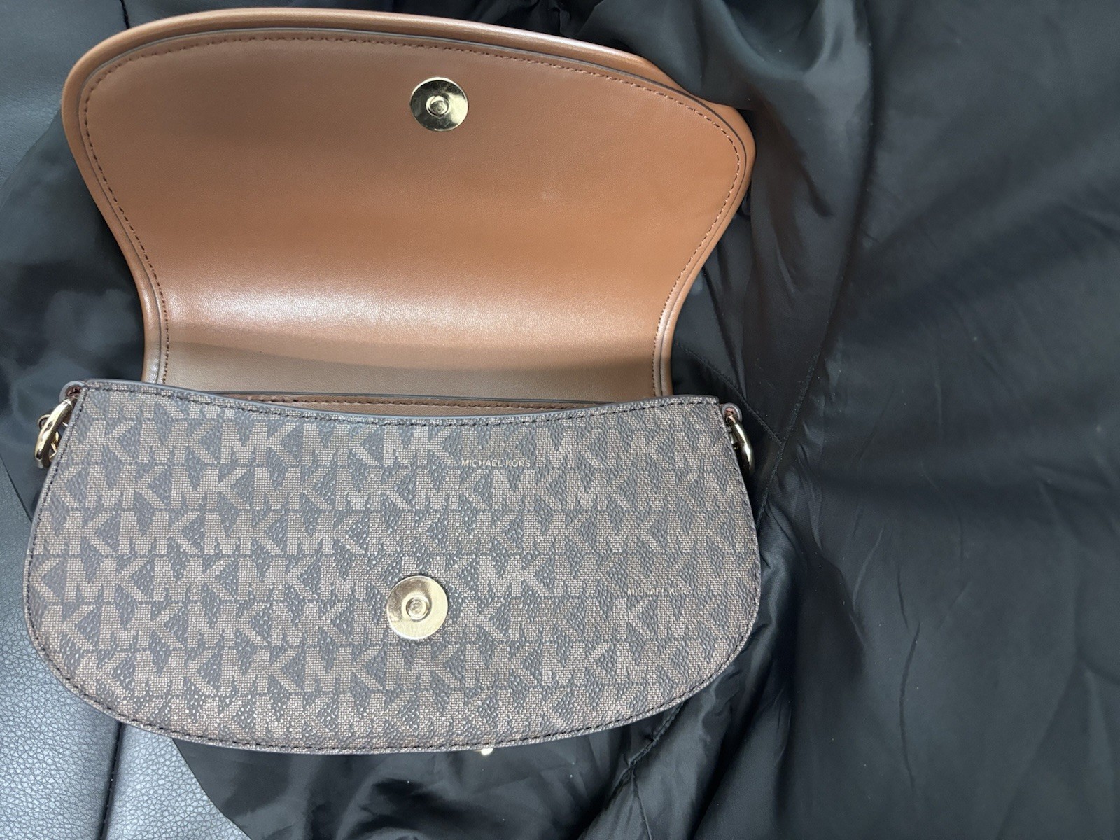 Michael Kors Brown Monogram Small Shoulder Bag Gold Chain Strap Magnetic