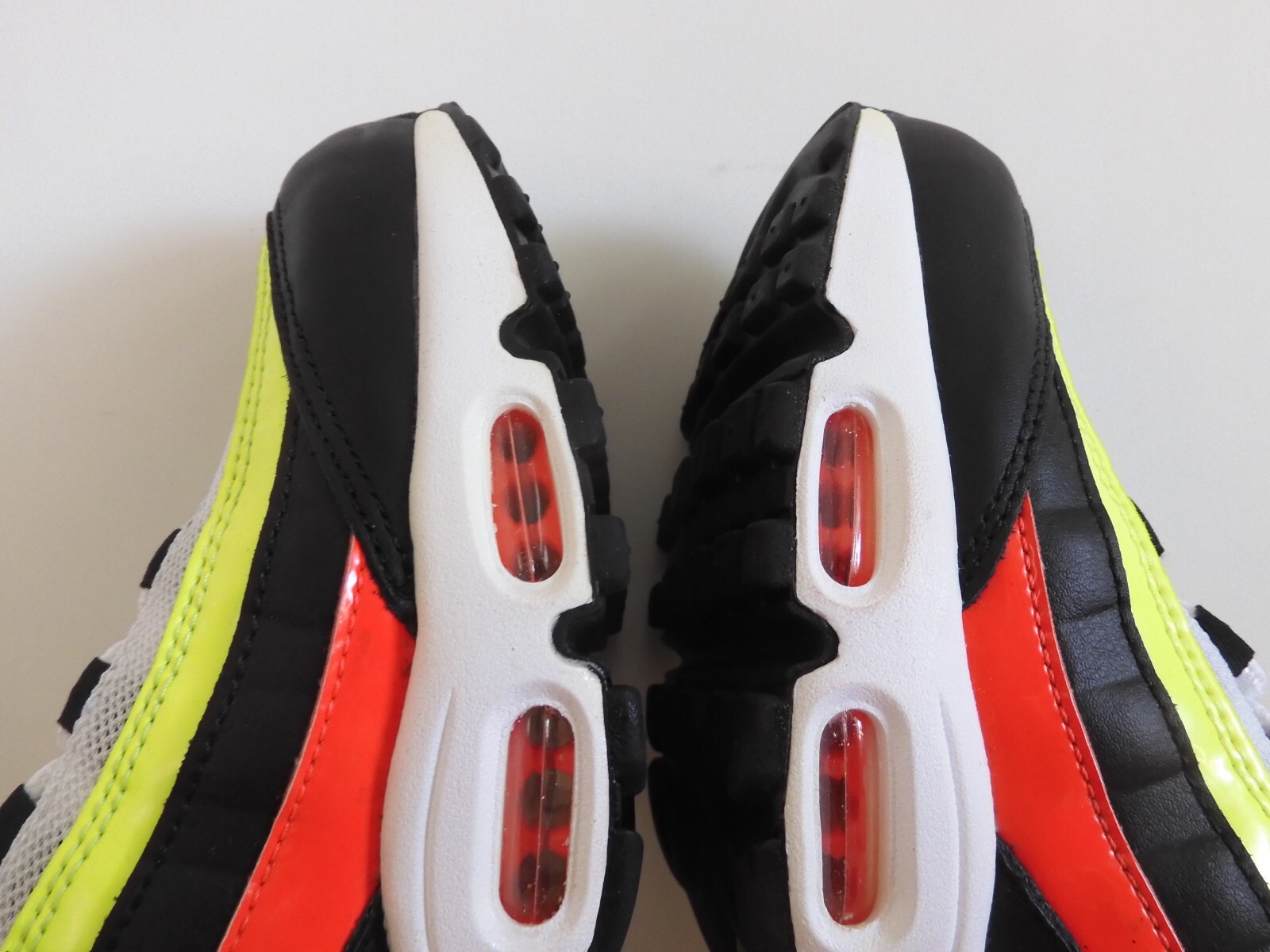 Nike Air Max 95 Se Black-Aloe Verde-Crimson-Volt Retro Future Sz 11 [AJ2018-004]