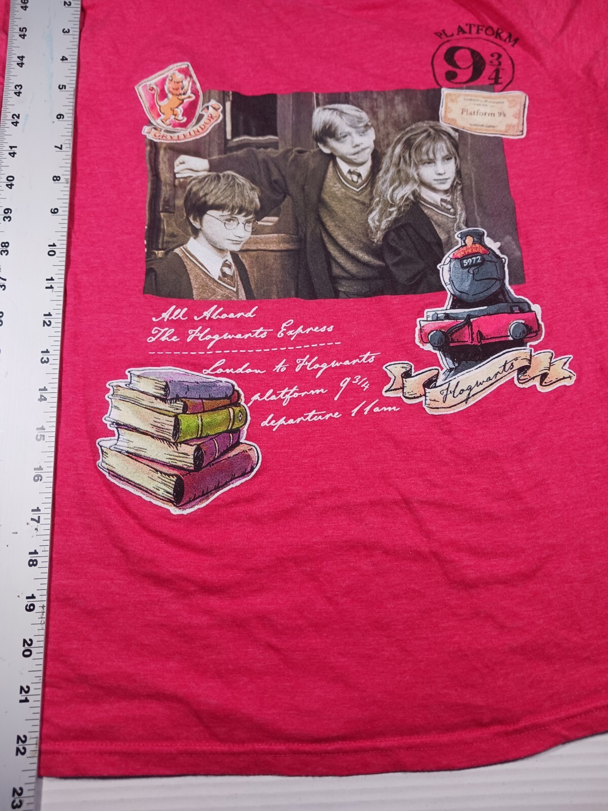 Harry Potter Youth’s XL Pullover Tshirt Red Short Sleeve
