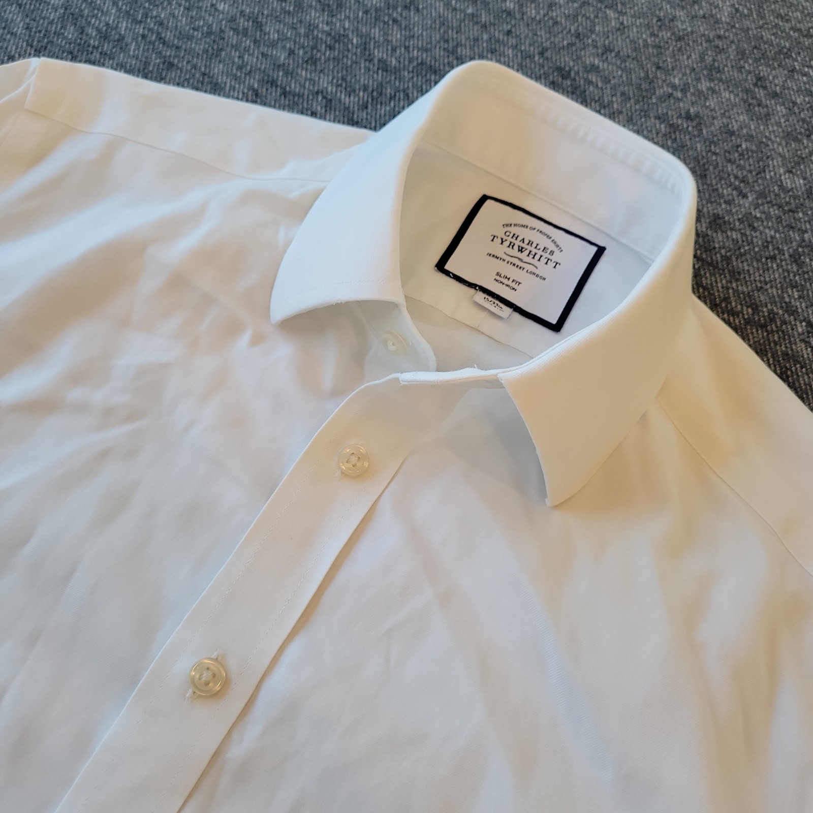 Charles Tyrwhitt Dress Shirt Men’s 15.5 33 White Slim Fit Non Iron 100% Cotton