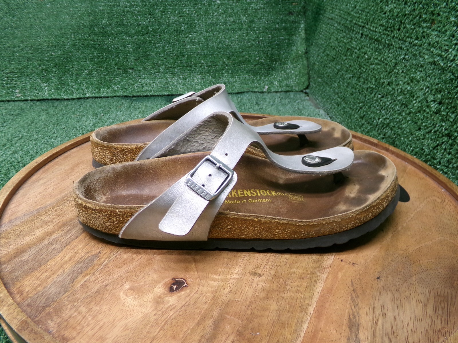 Birkenstock Womens Gizeh Silver Birko-Flor Thong Sandals Size 38 US 7 Reg.